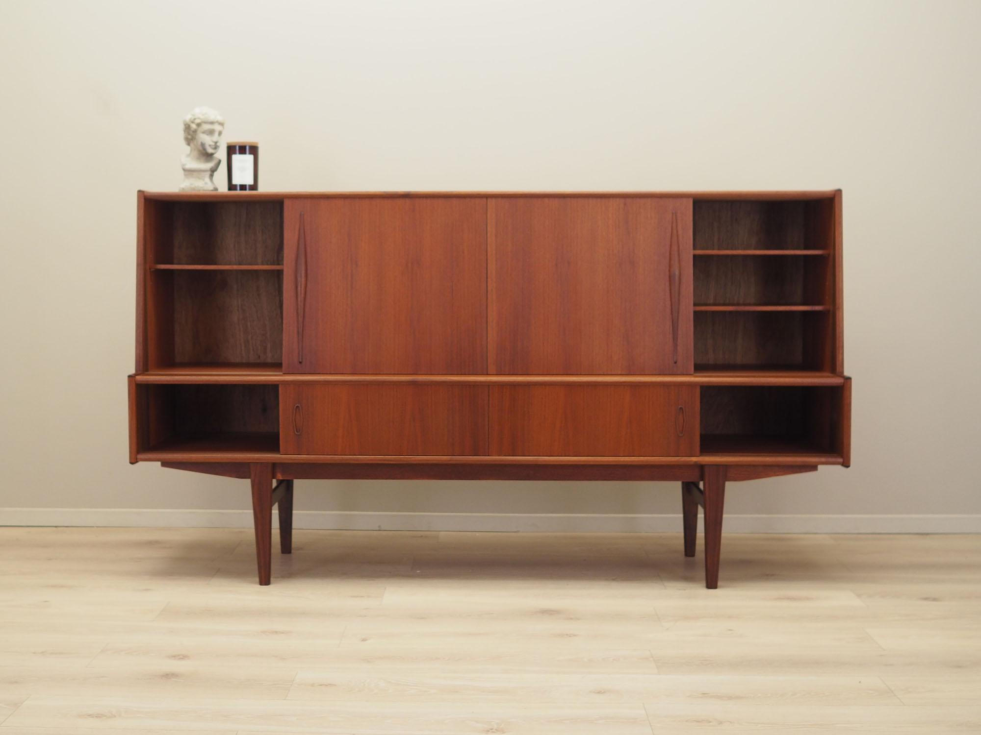 Highboard Teakholz 1970er Jahre