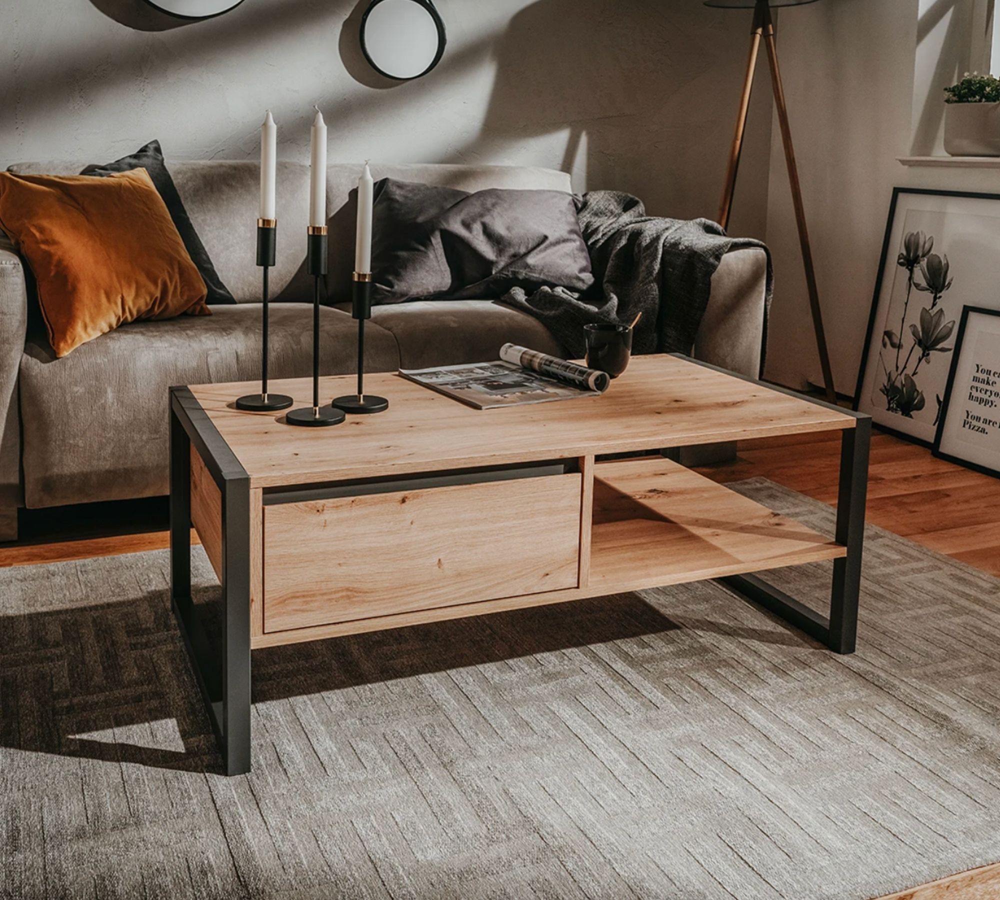 Couchtisch mit Schublade Eichendekor