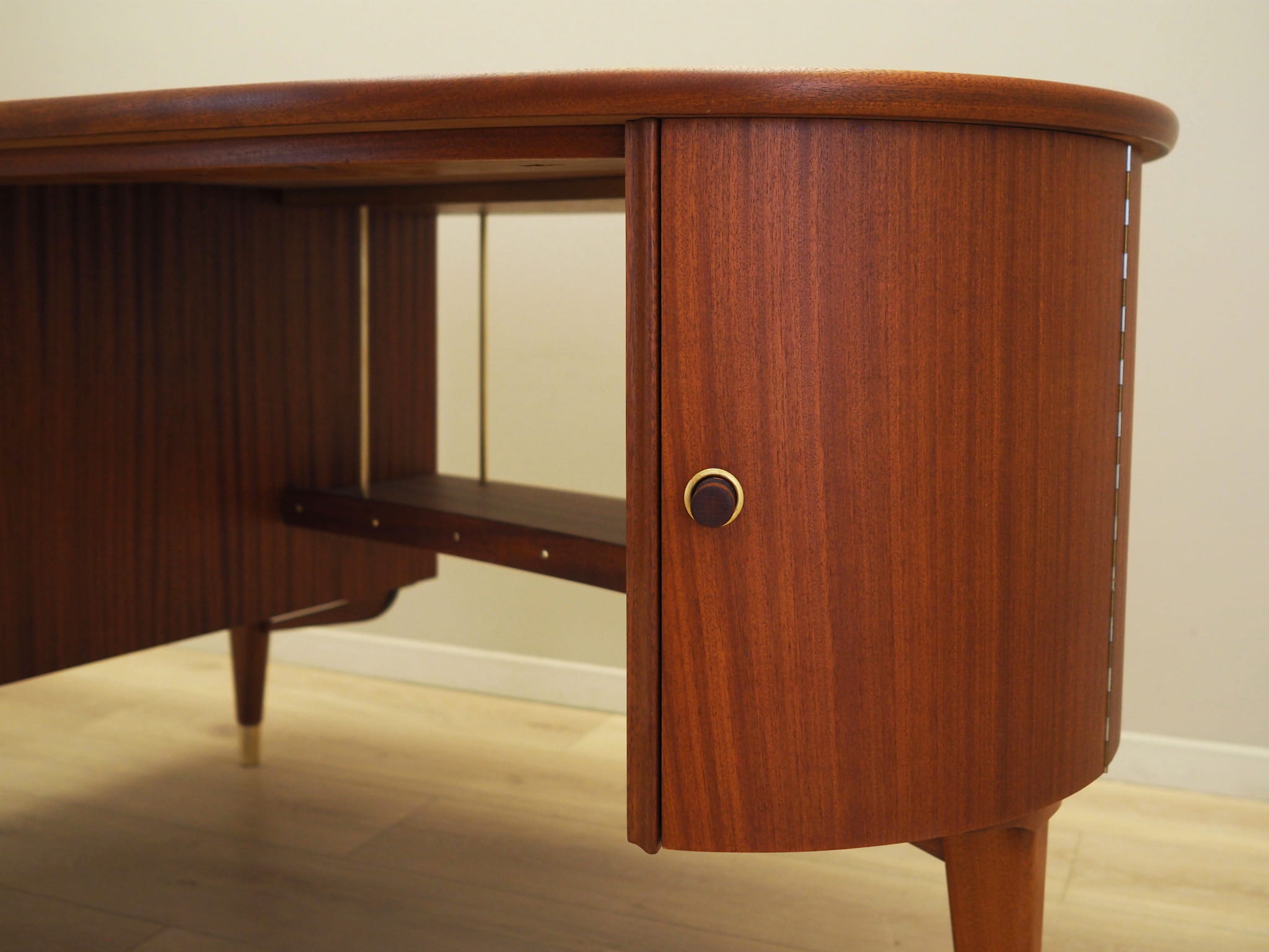 Mahogany Schreibtisch 1960 Jahre