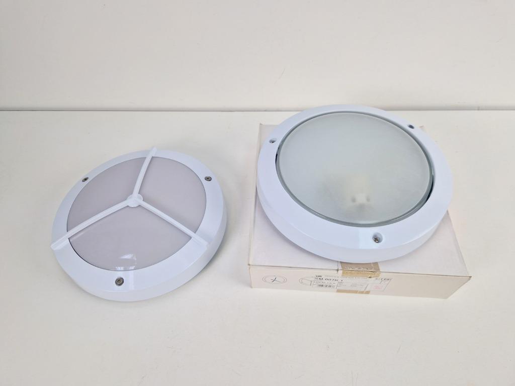 Satela III - Ip54 Wall lamp metal white