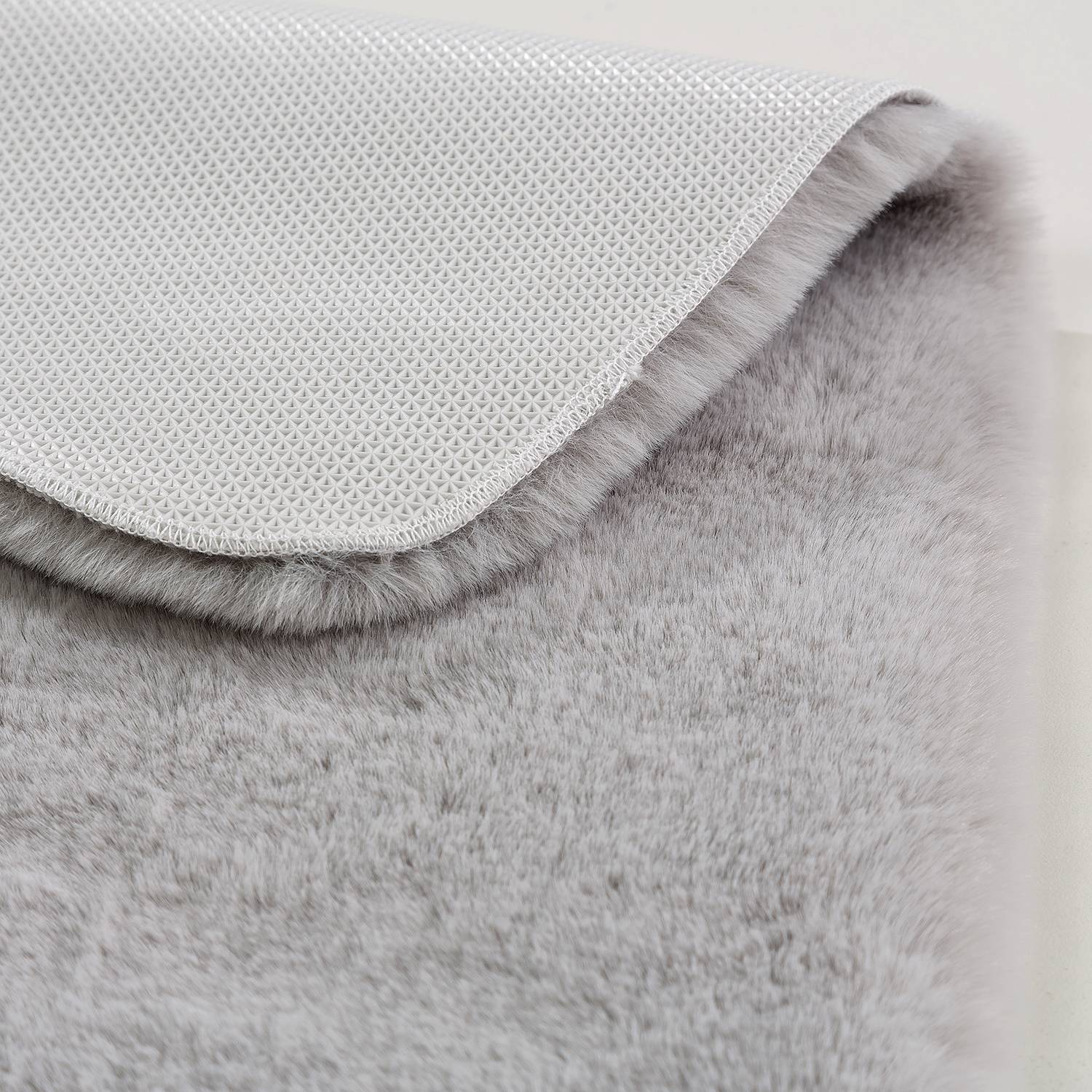 Bali Badteppich Silber 67 x 110 cm