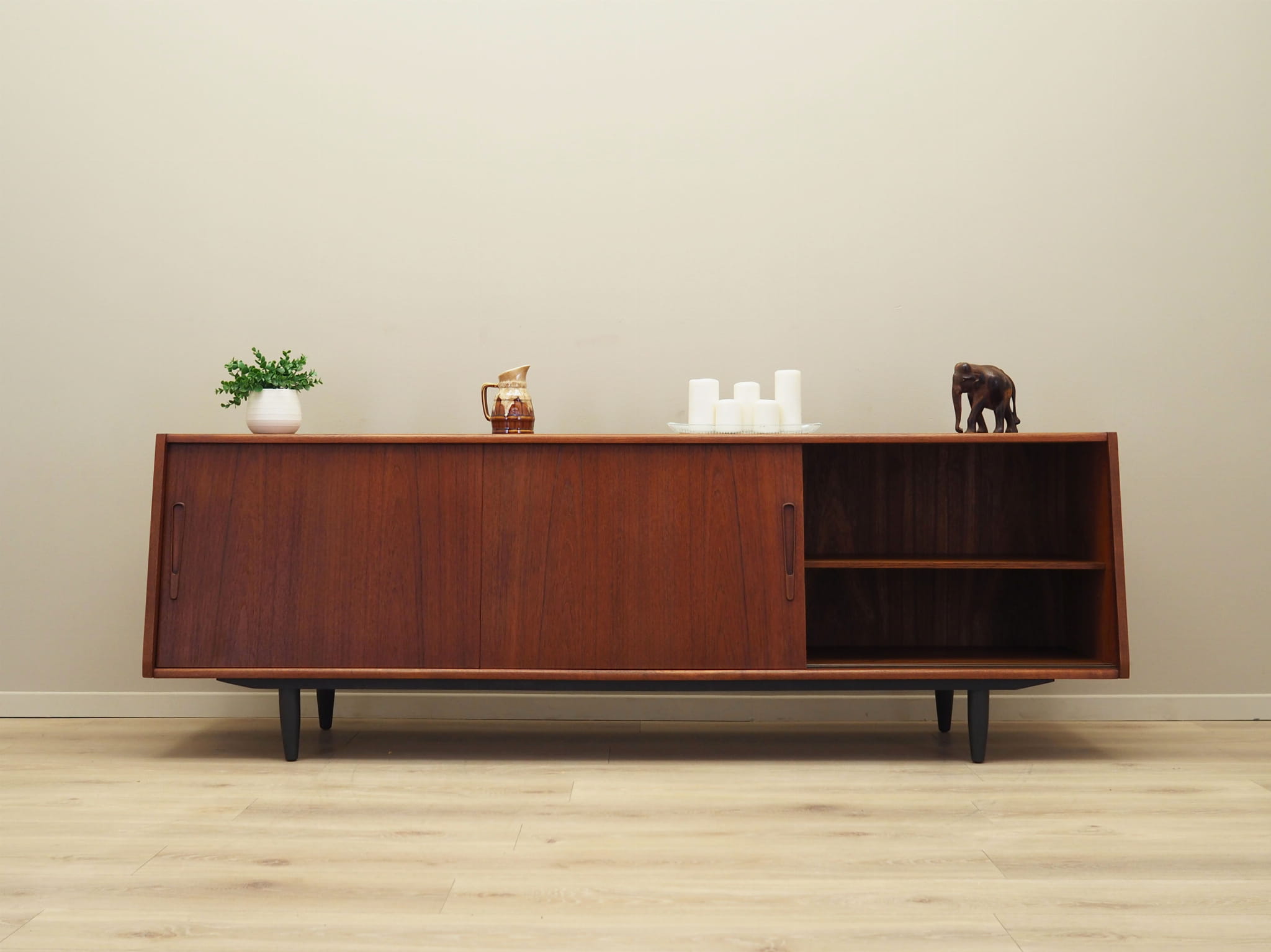 Sideboard Teakholz Braun 1970er Jahre 