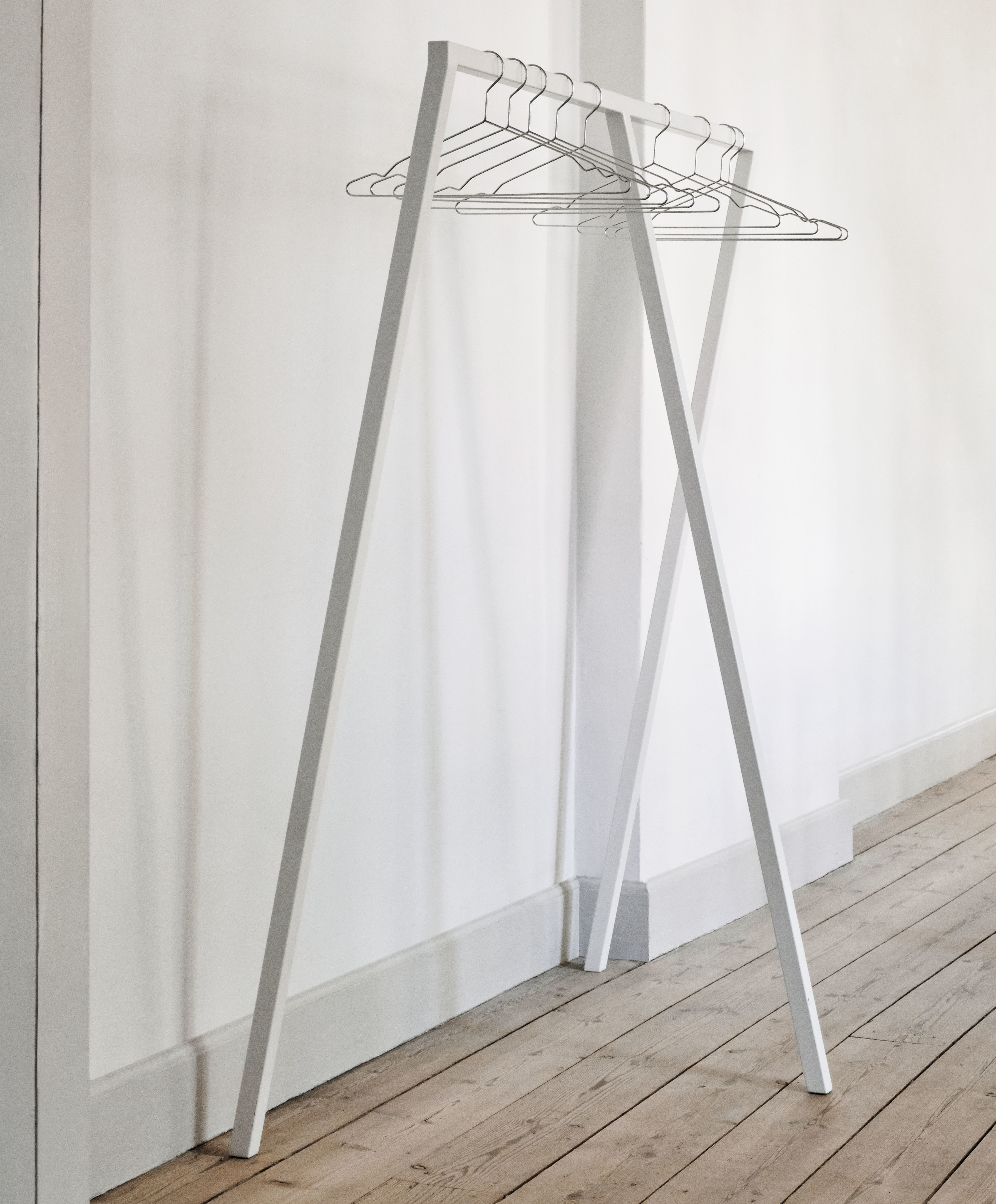 Loop Stand Wardrobe Weiß