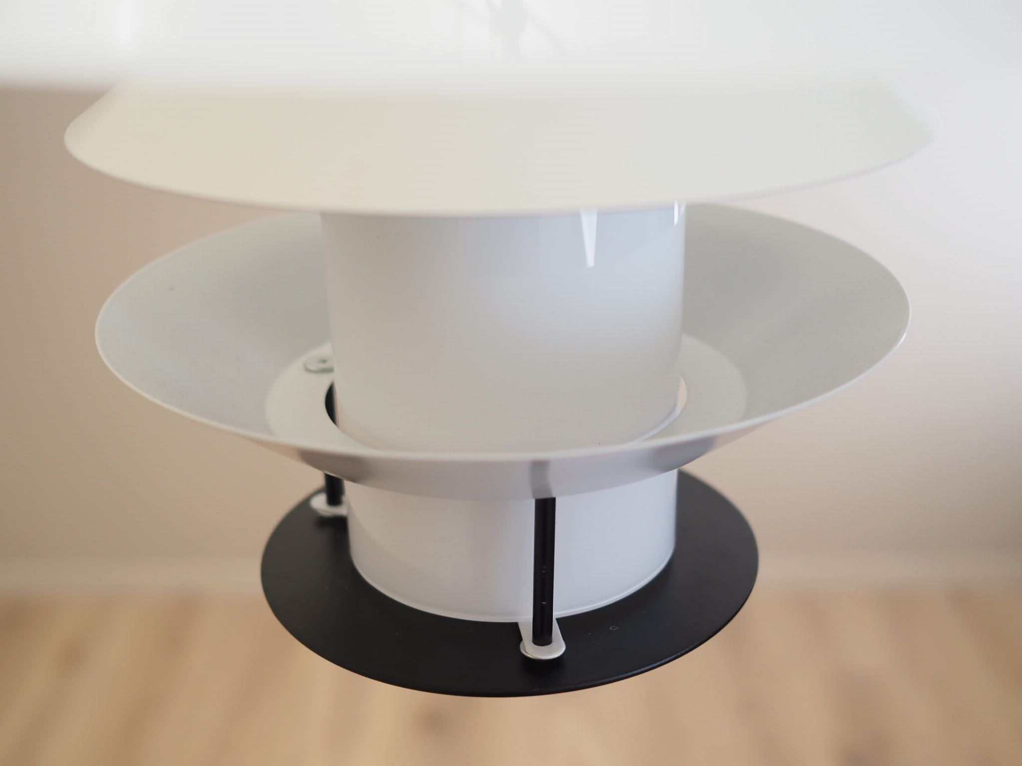 Vintage Pendelleuchte Glas Metall Weiß 1990er Jahre