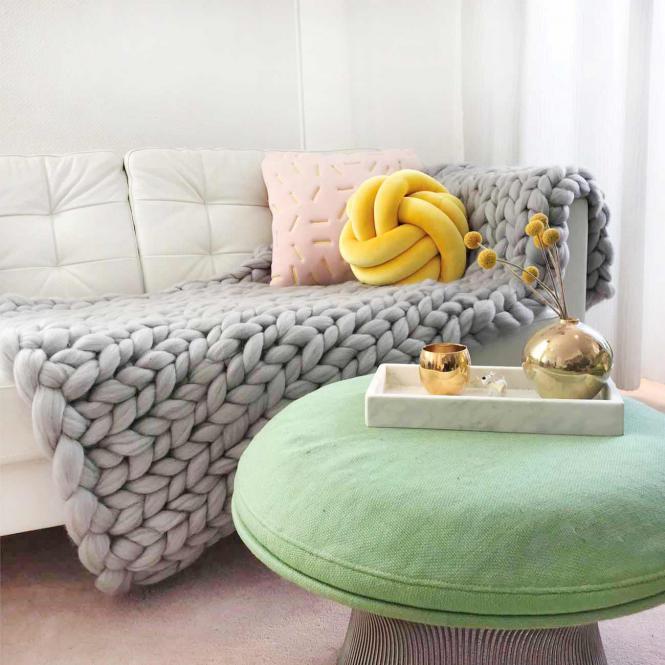 Cosima Chunky Knit Wolldecke Merinowolle Hellgrau