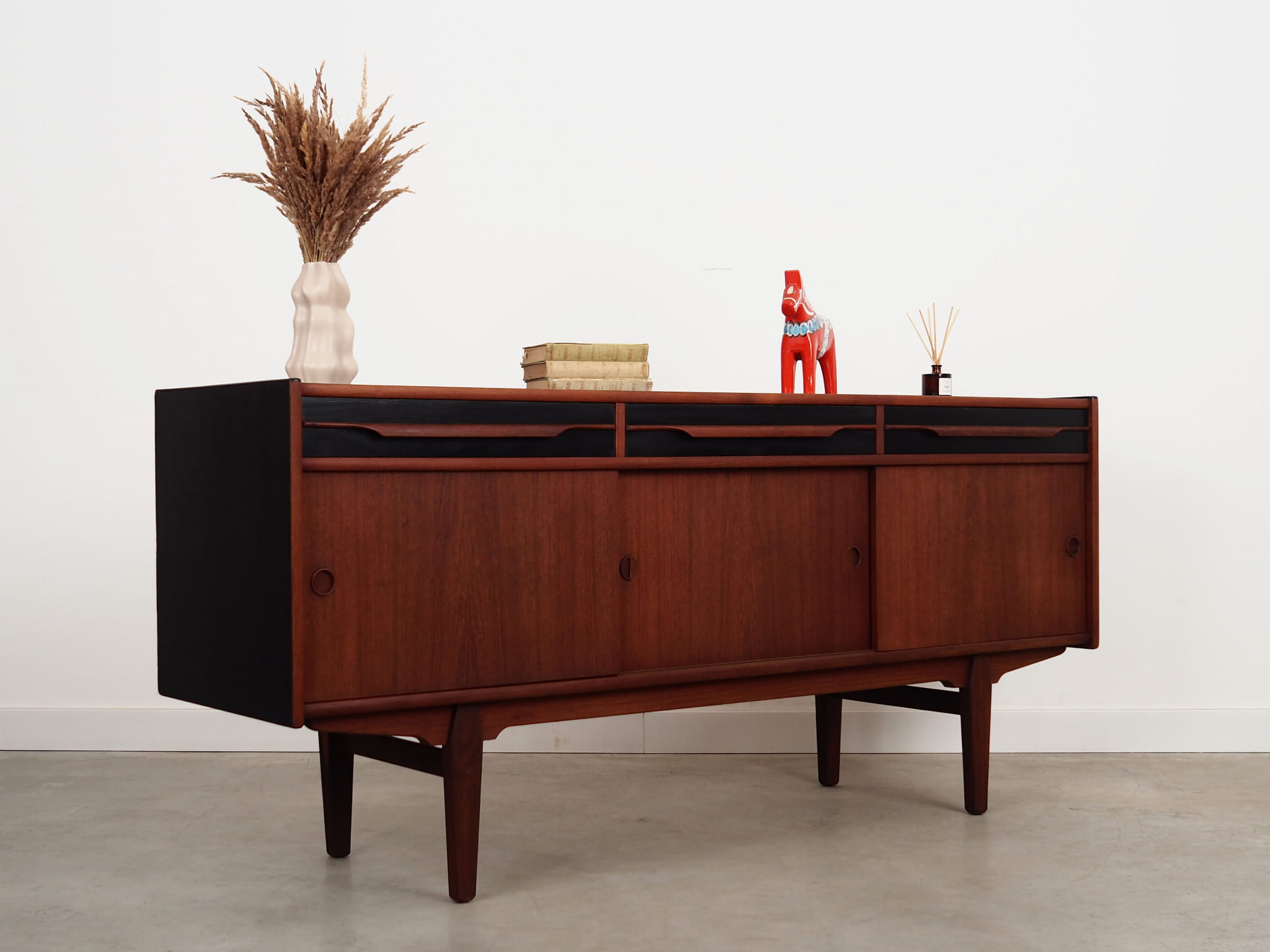 Vintage Sideboard Teakholz Braun 1970er Jahre