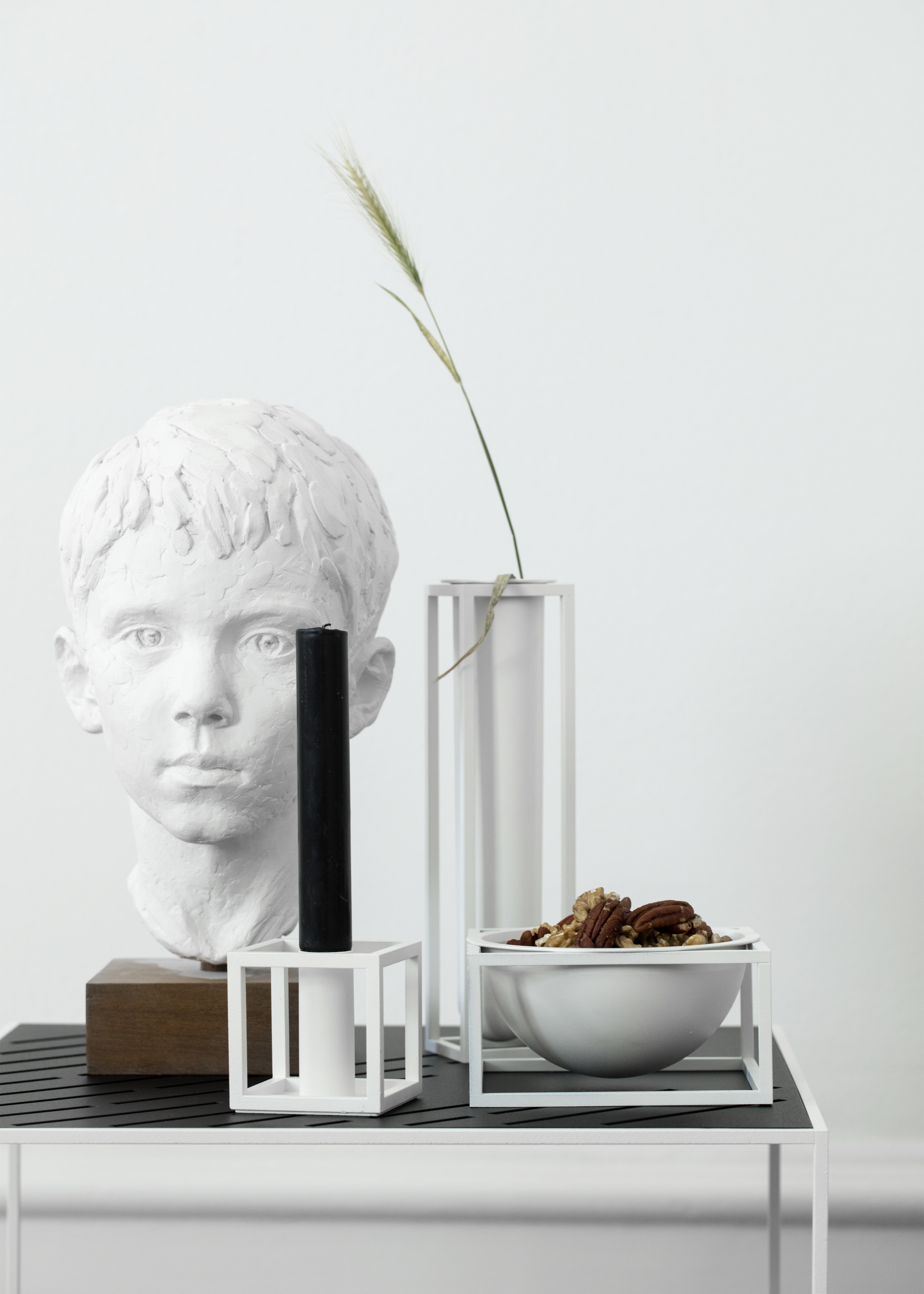 Kubus Vase Flora Weiß