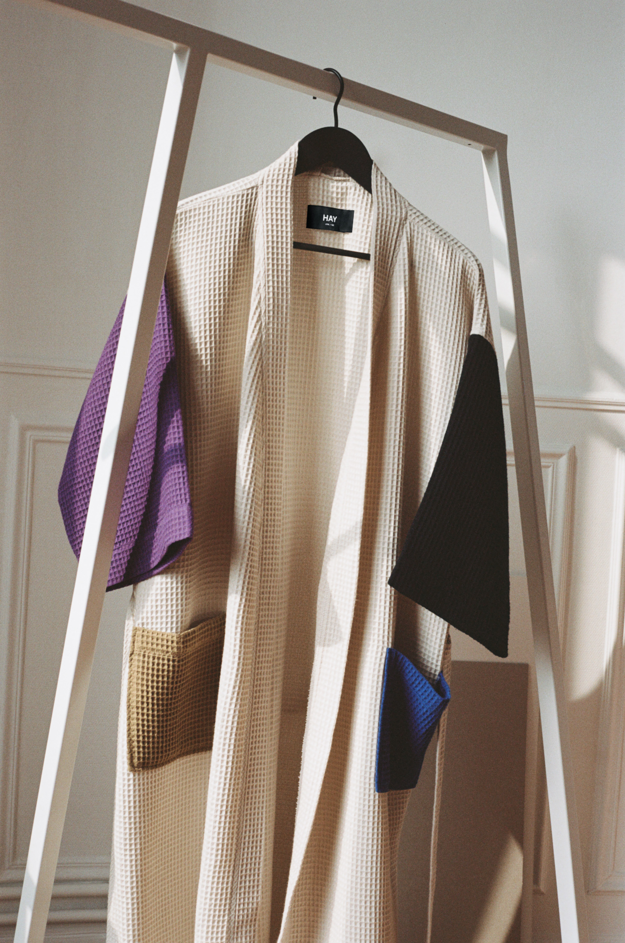 Loop Stand Wardrobe Weiß