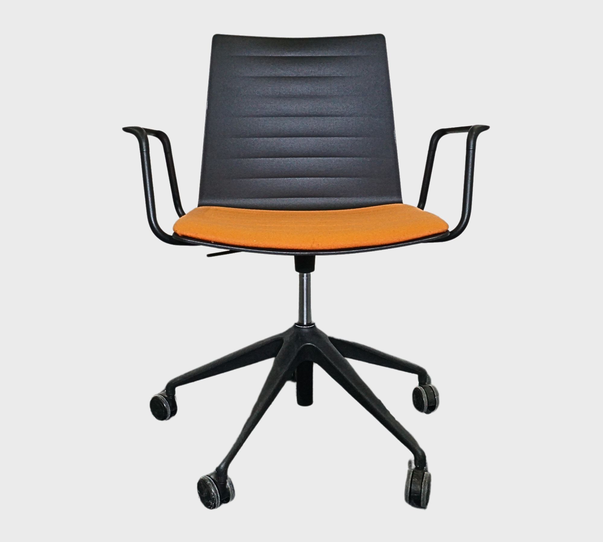 Flex SO1659 Armlehnstuhl Aluminium Schwarz