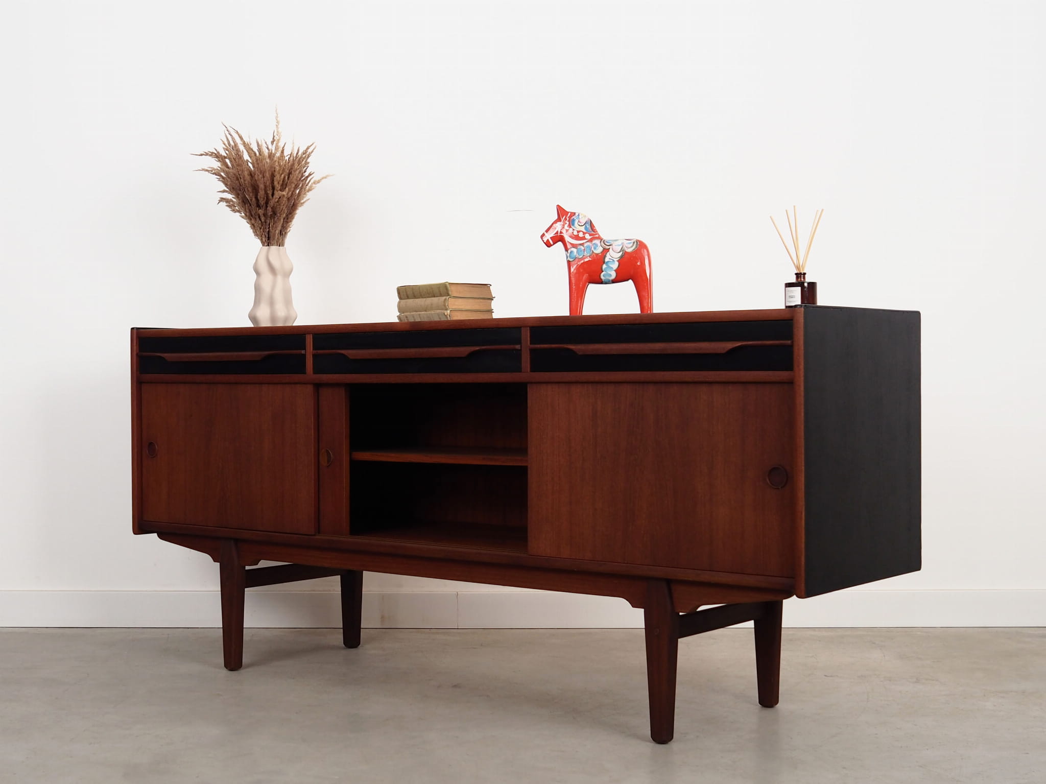 Vintage Sideboard Teakholz Braun 1970er Jahre