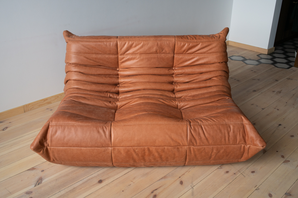 Togo Sofa 2-Seater Pull-Up Leather Peach Brown