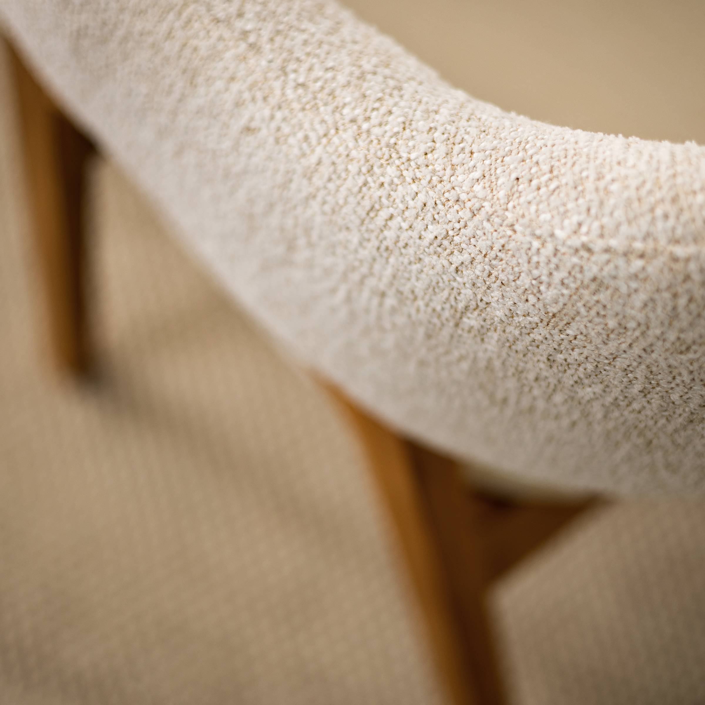 Seuter Armlehnenstuhl Microfaser Massivholz Eiche Creme