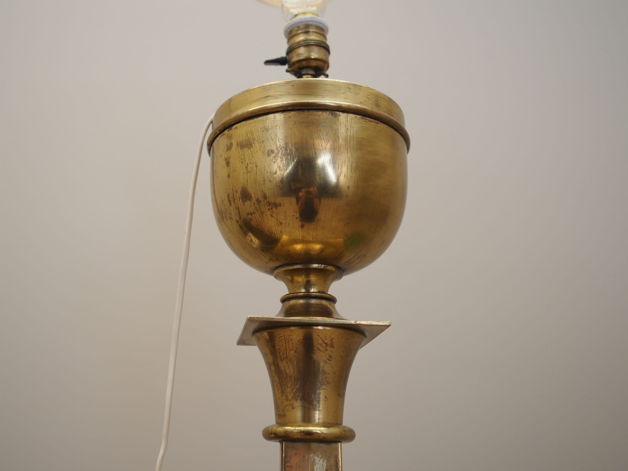 Lampada da terra ottone oro anni '60