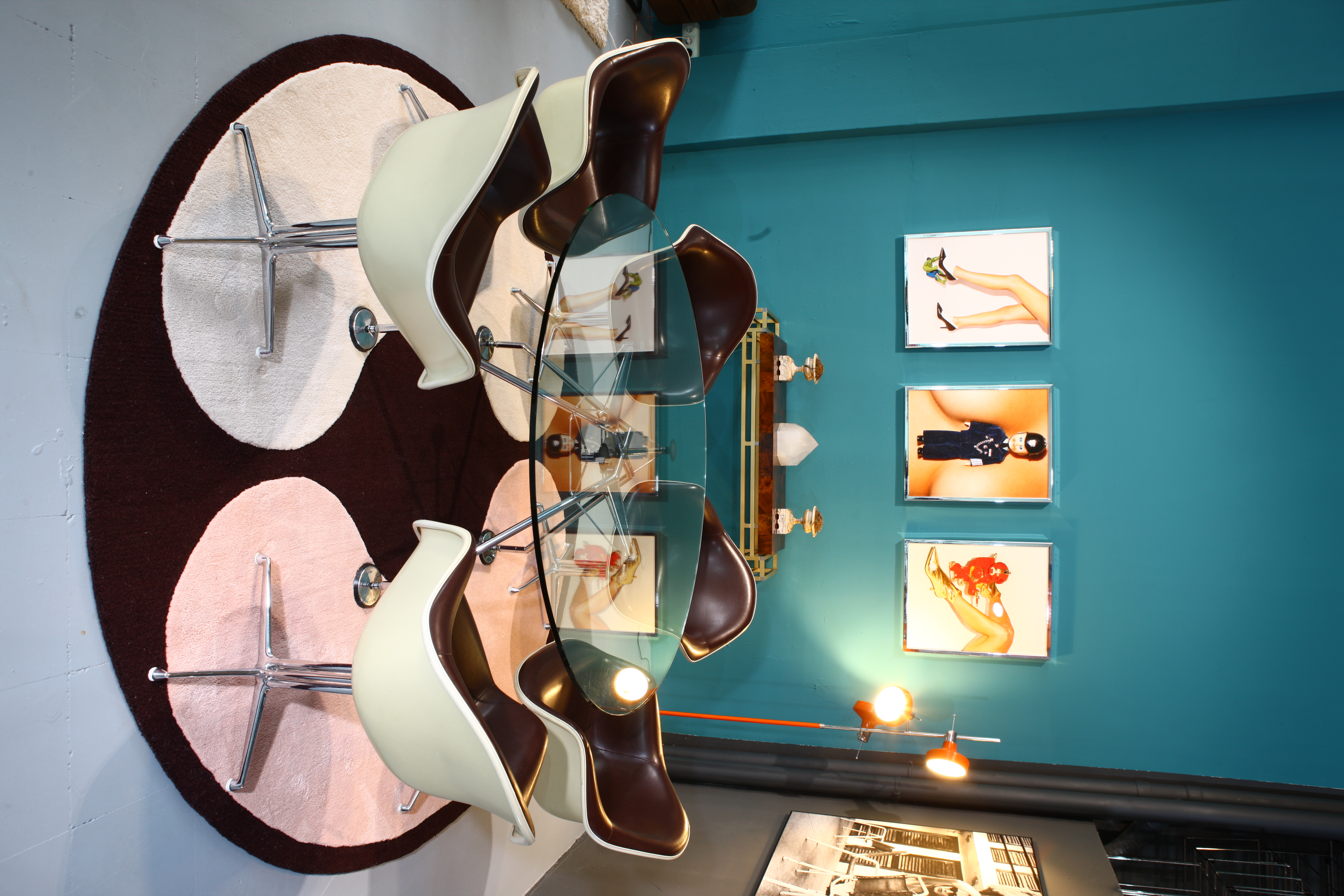 Nomos Dining Table Glass 1986 ø150cm