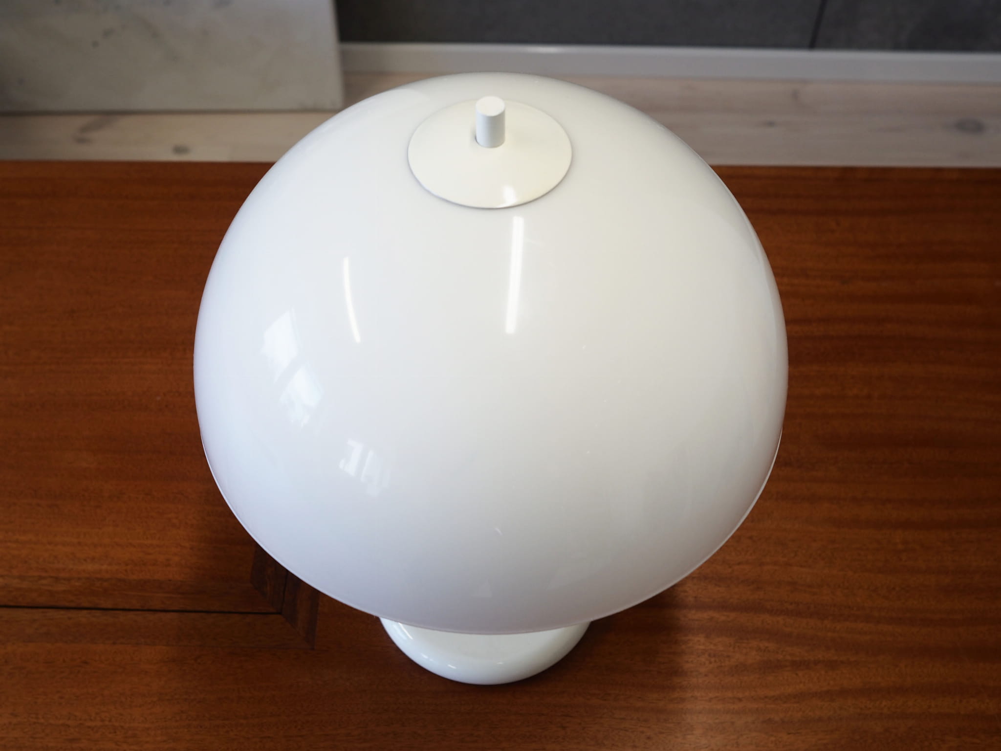 Vintage table lamp metal plastic white 1970s