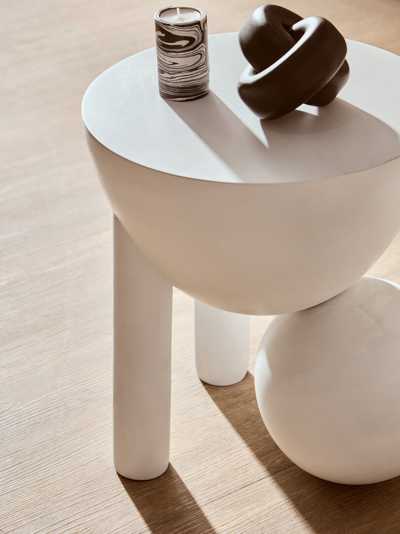 Walsa Mango Holz Kreis Säulen-Detail Beistelltisch Schwarz