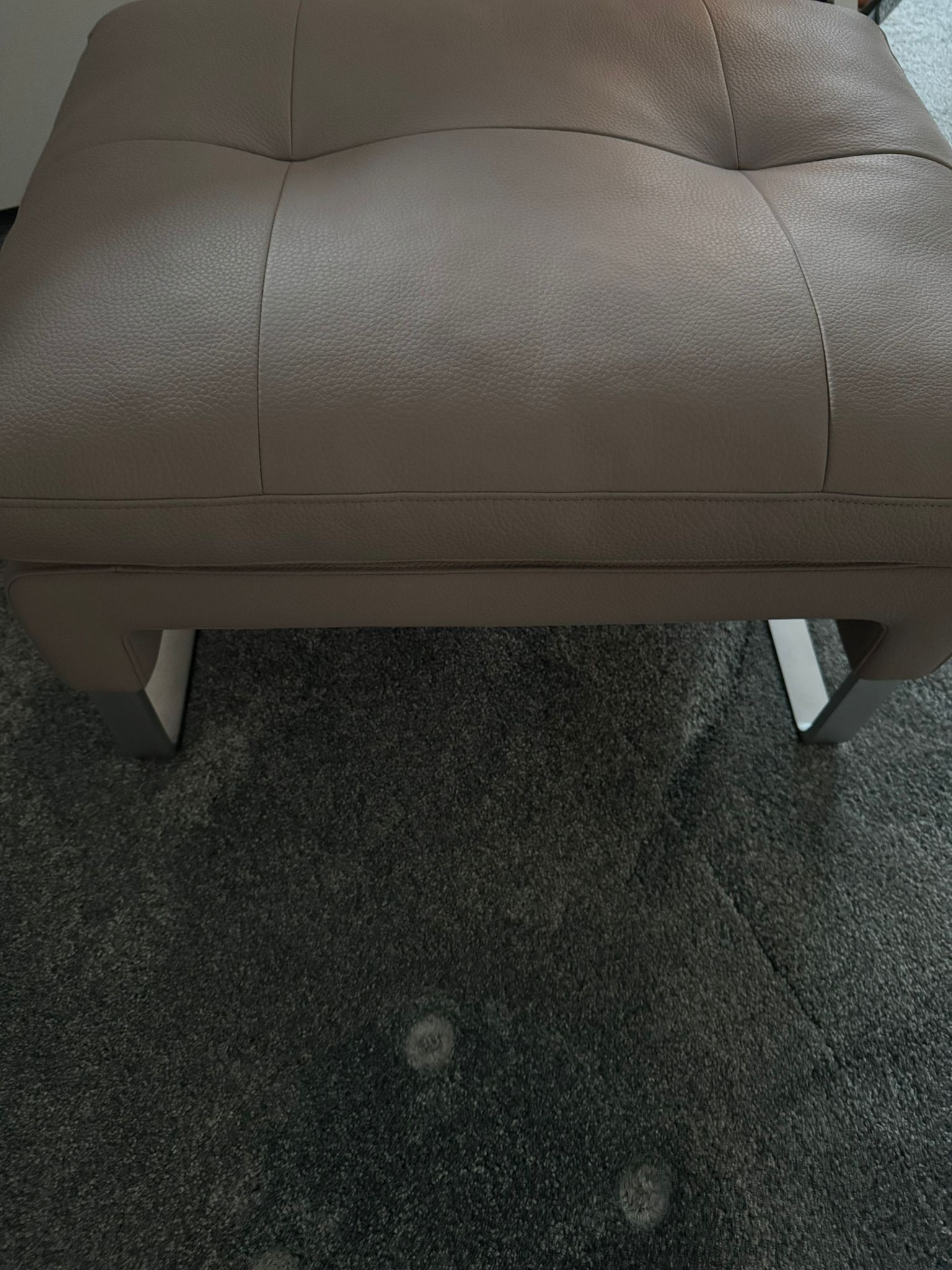 2x Sofa 2-Sitzer & Hocker Leder Grau