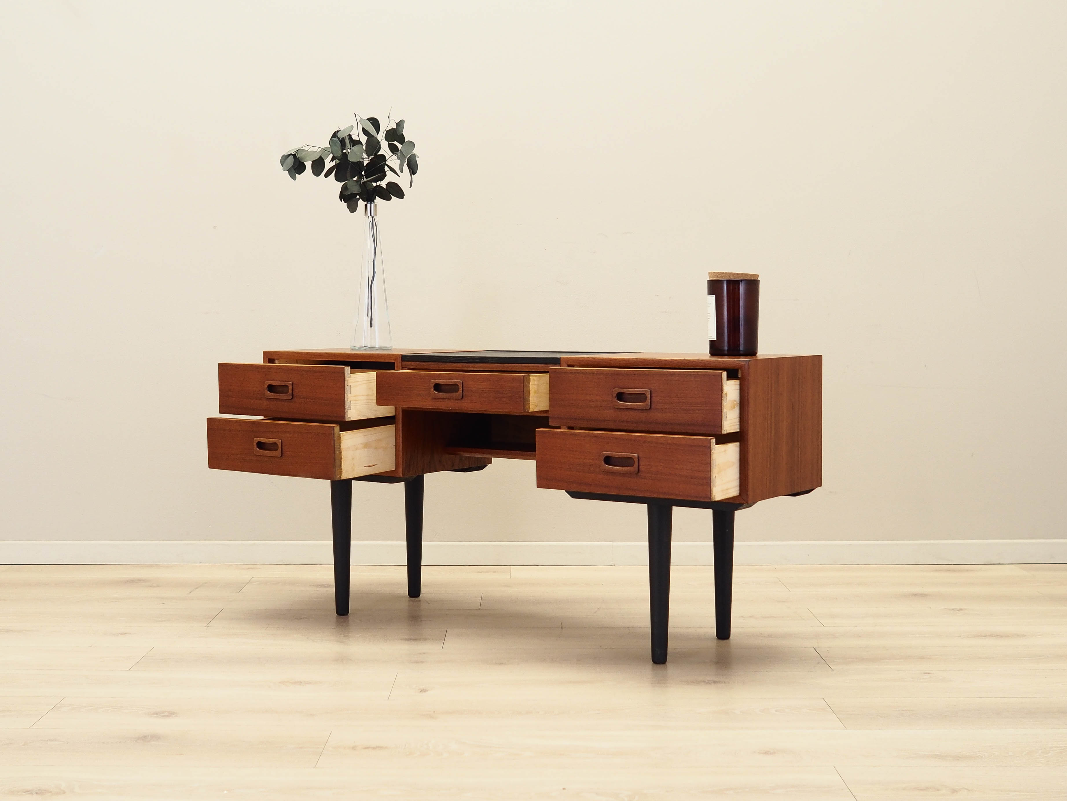 Dressing table Teak 1970s