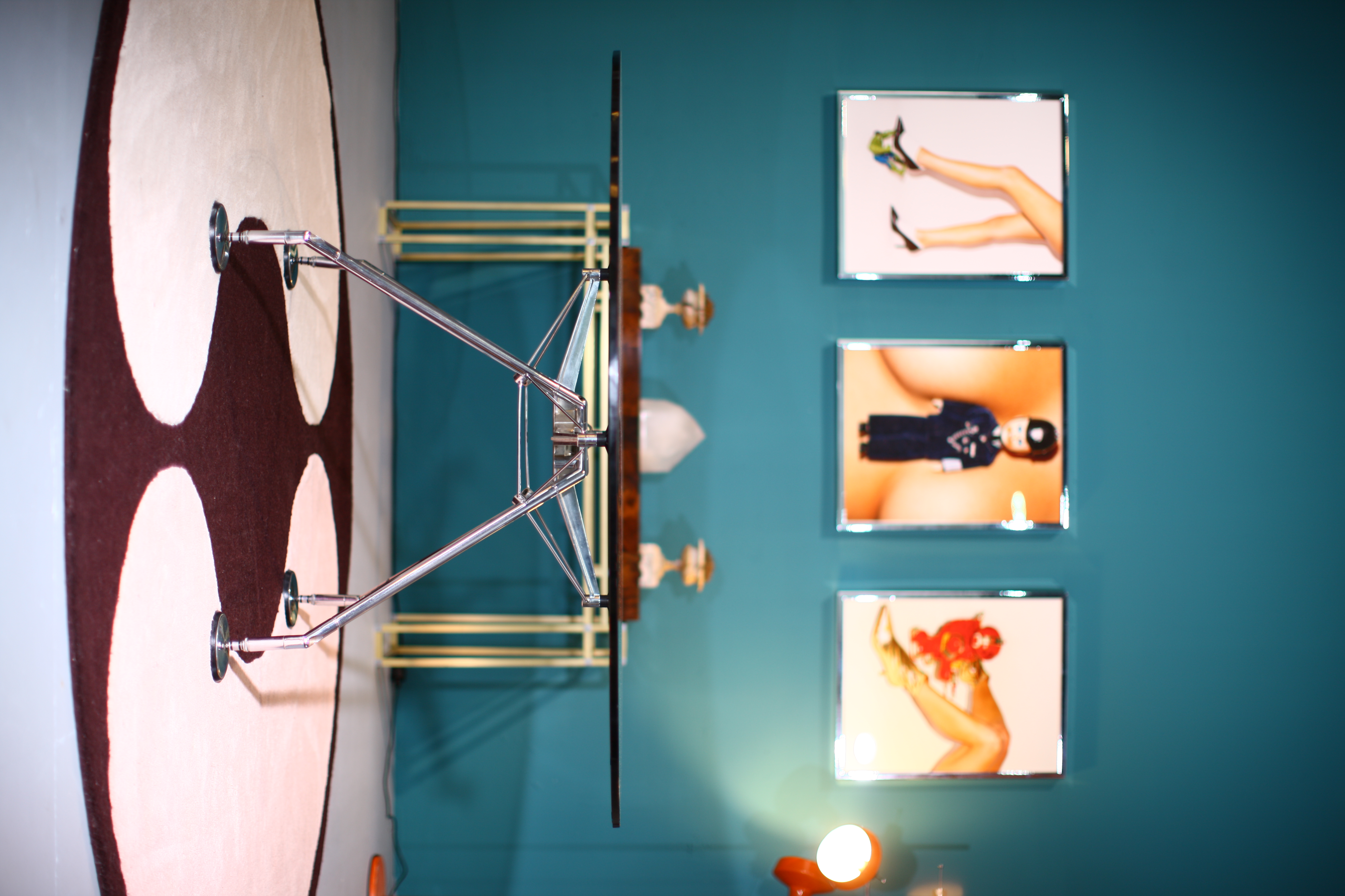 Nomos Dining Table Glass 1986 ø150cm