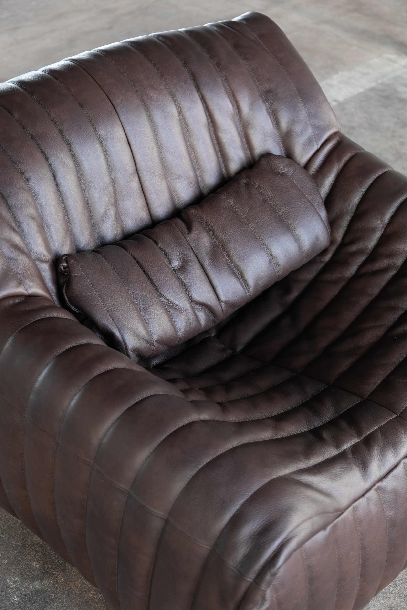Togo Armchair Smooth Leather Folk Brown