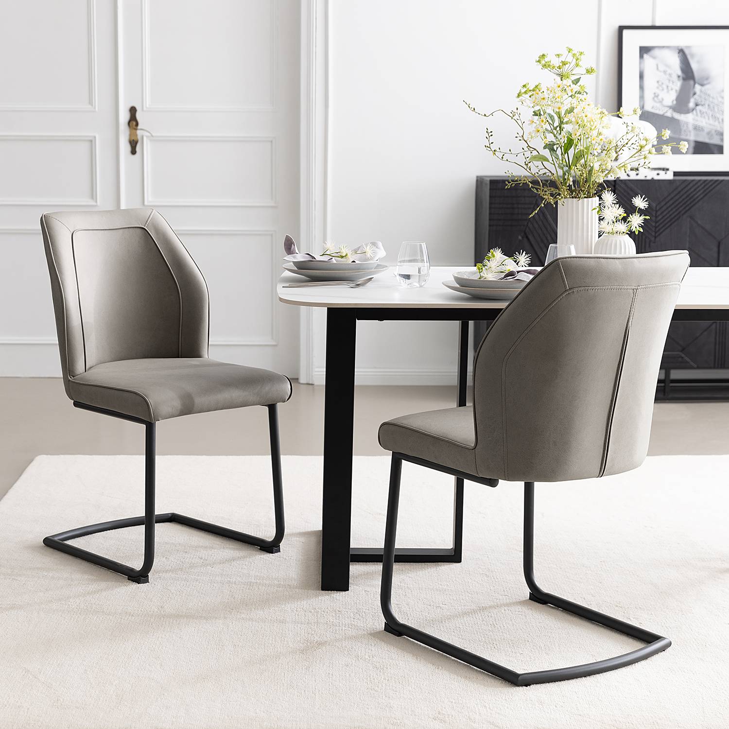 2x cantilever chair Kabuy anthracite