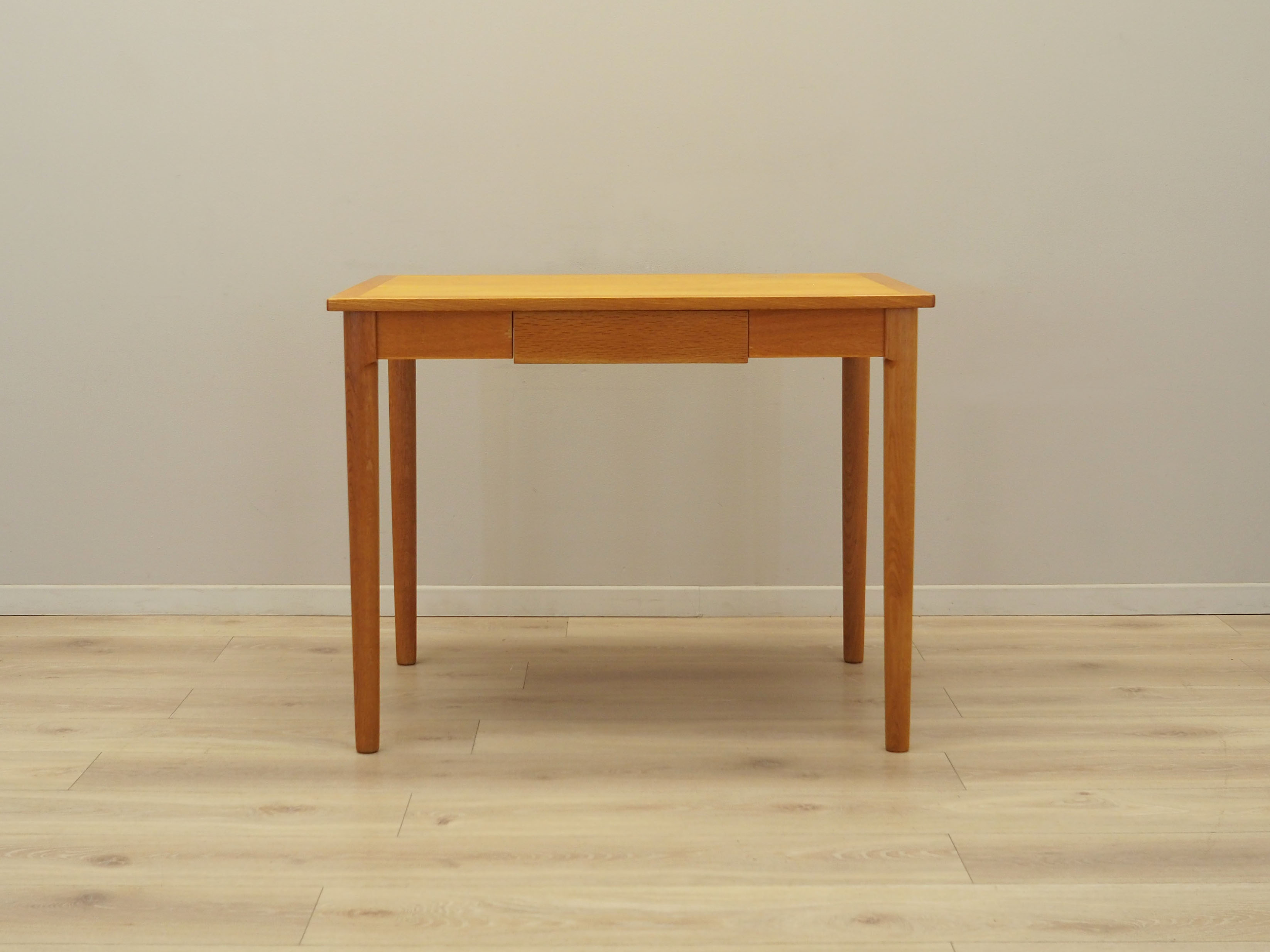 Ash desk, Danish design, 70s, Production: Denmark