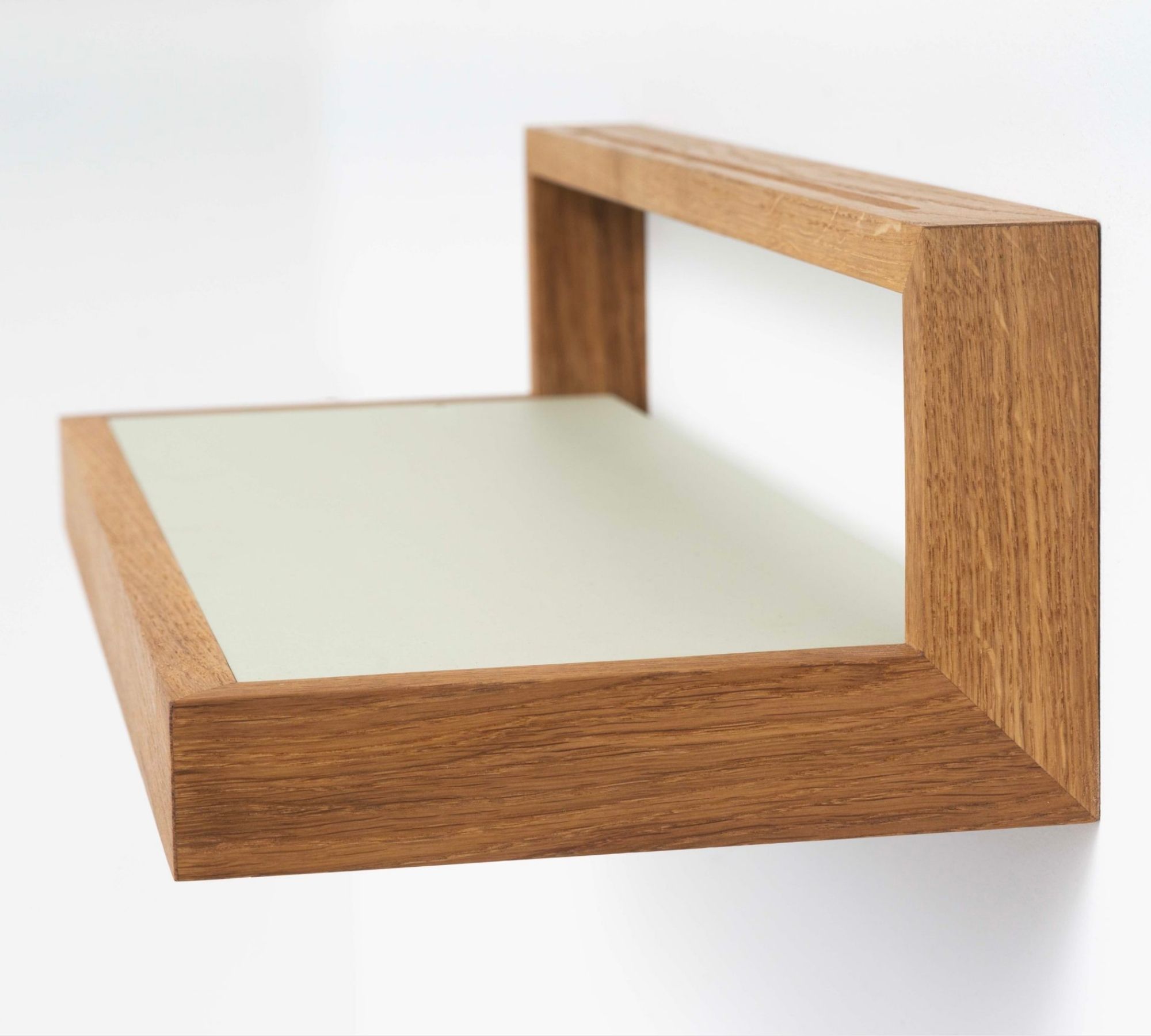 Ablageboard Buck 2 aus Holz Oberfläche Pistazie
