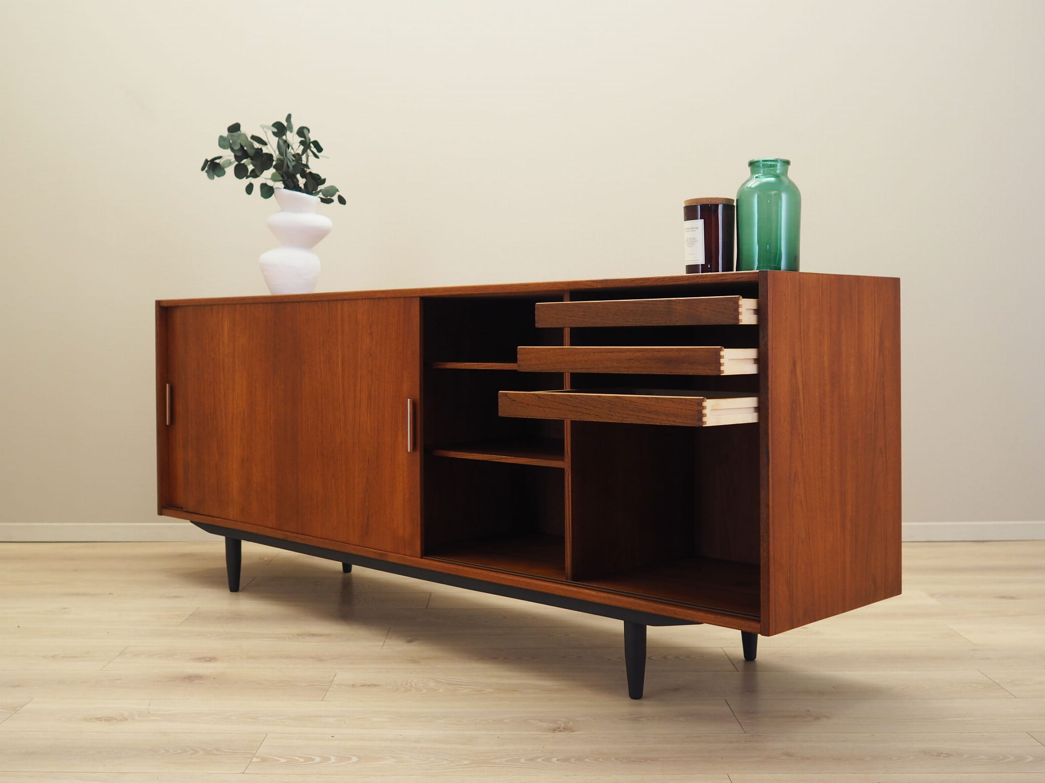 Sideboard Teakholz 1970er Jahre
