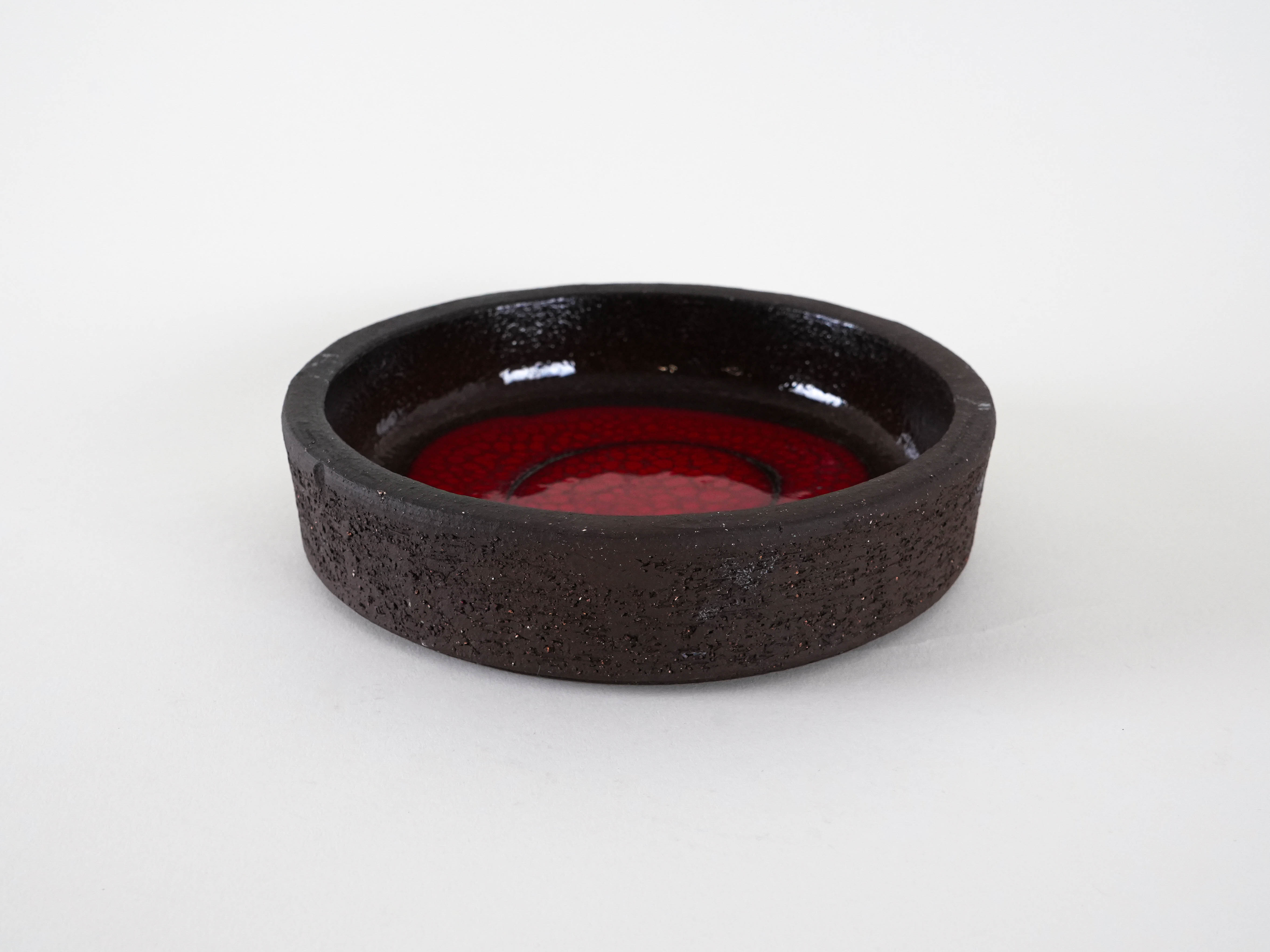 Ceramic bowl Red