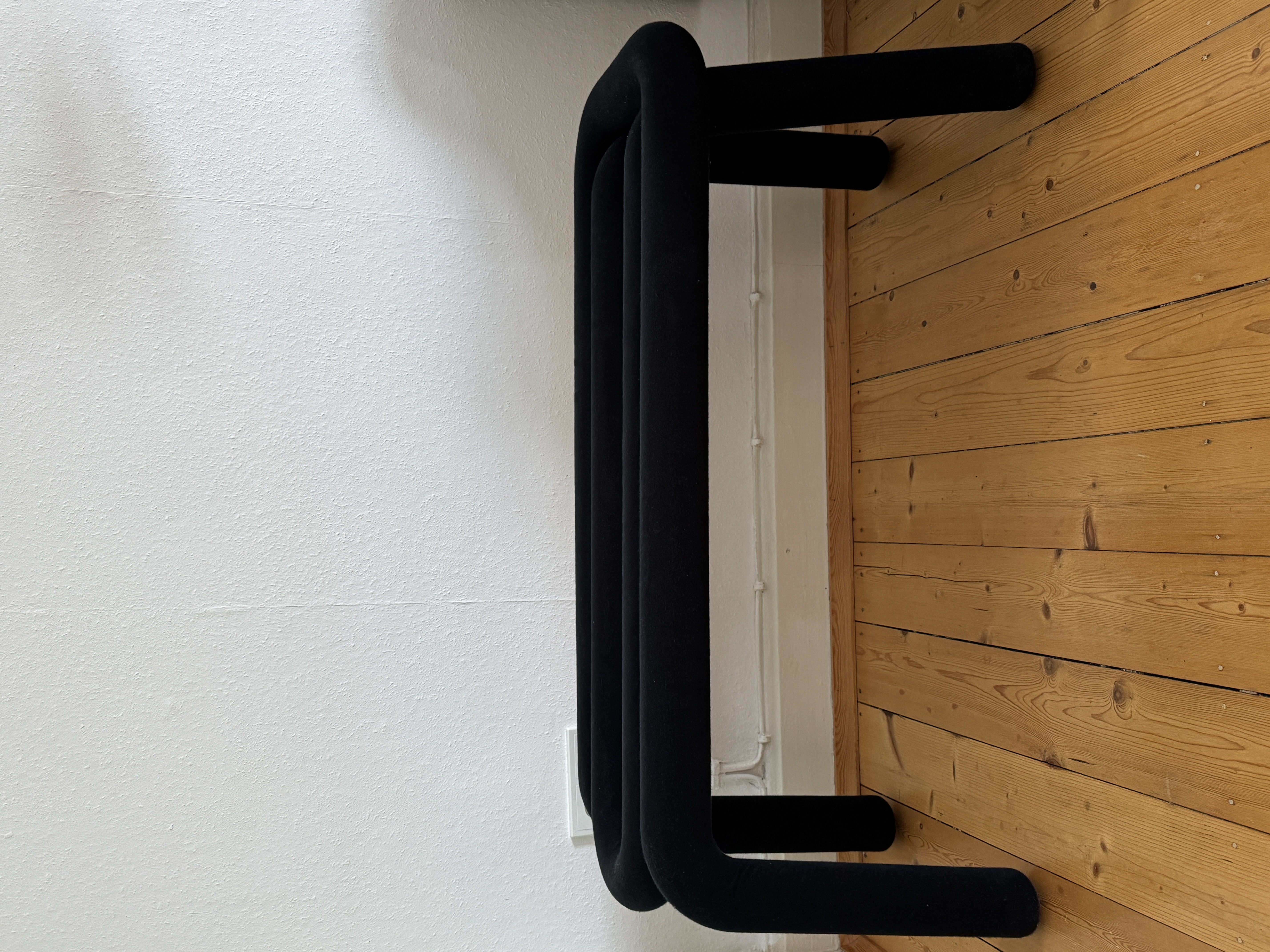 Bold Bank Schwarz 