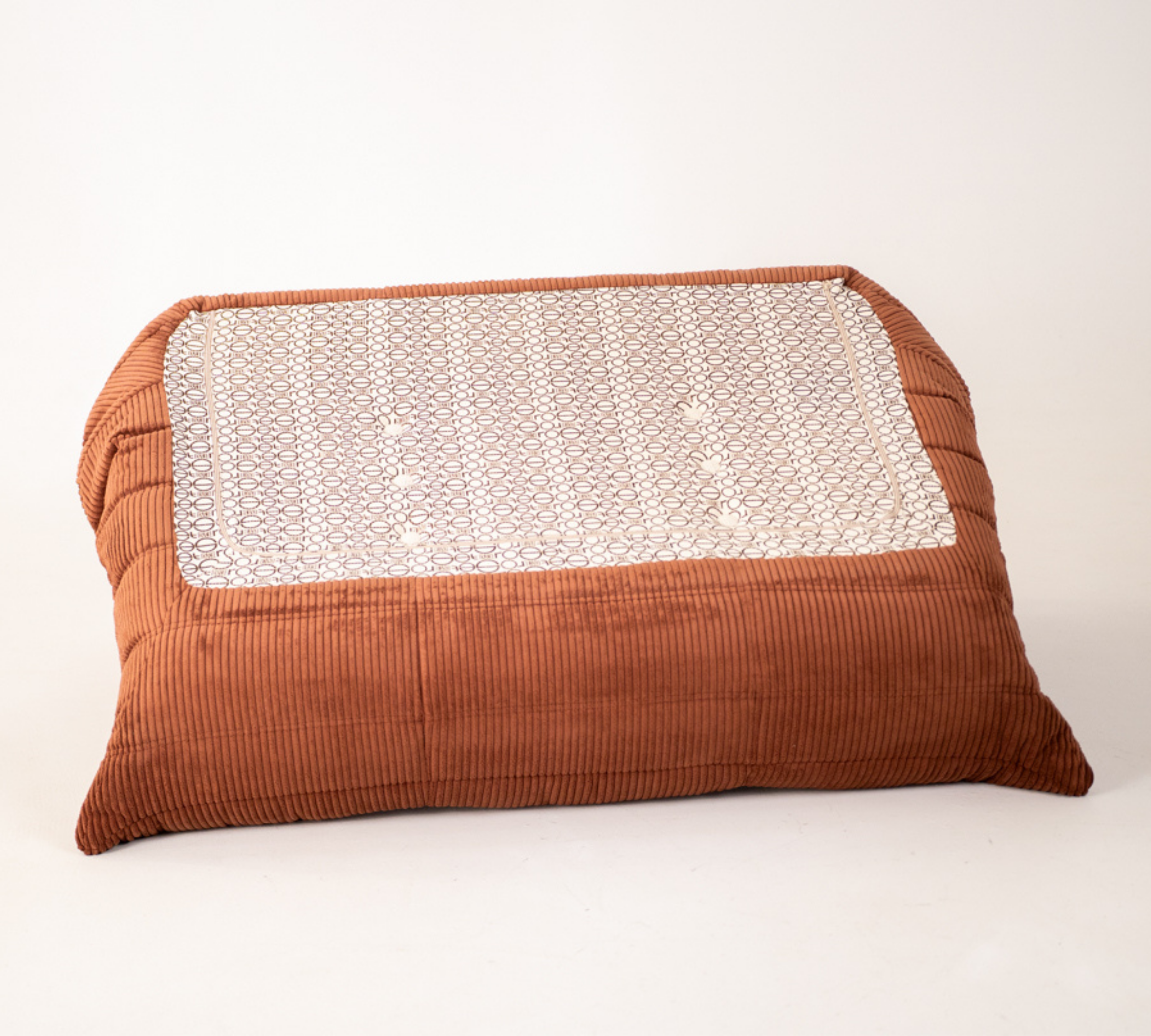 Togo 2-seater sofa cord pink