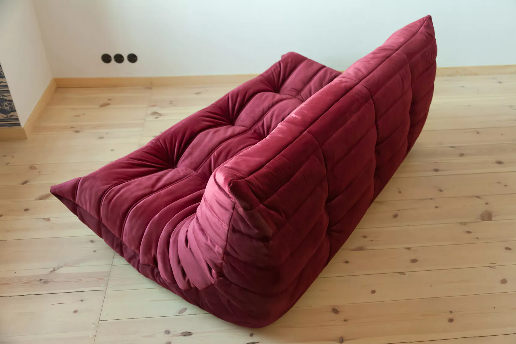 Togo Sofa 3-Sitzer Samt Burgundrot