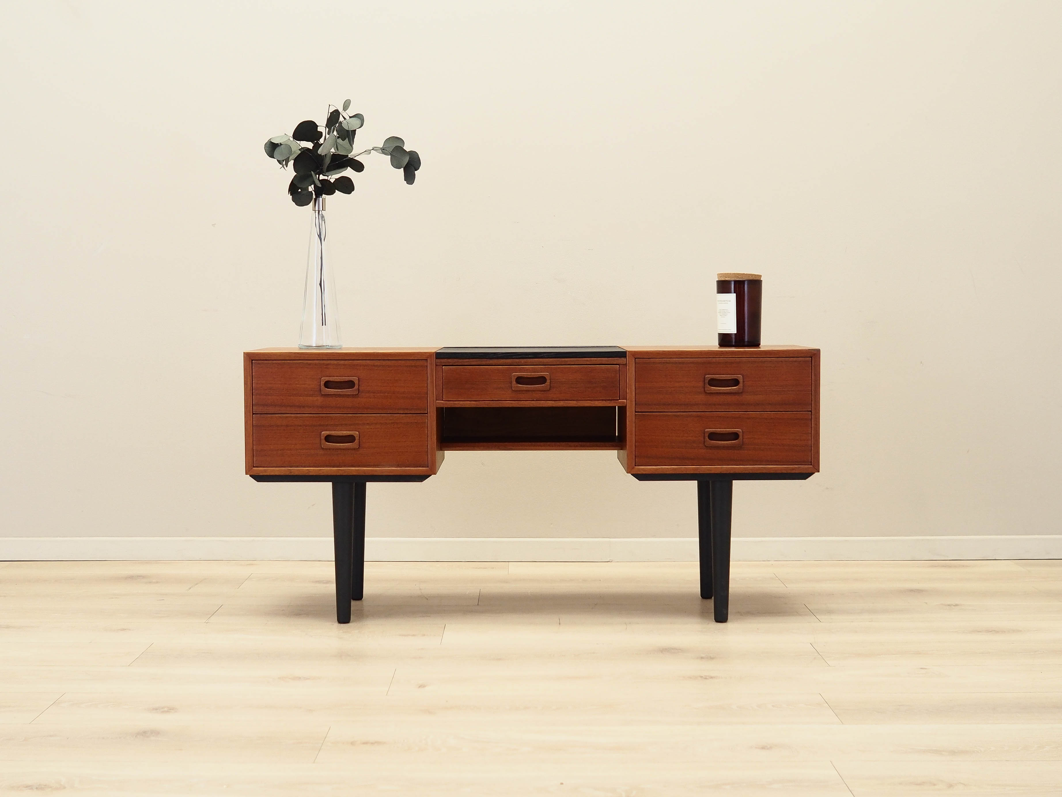 Dressing table Teak 1970s