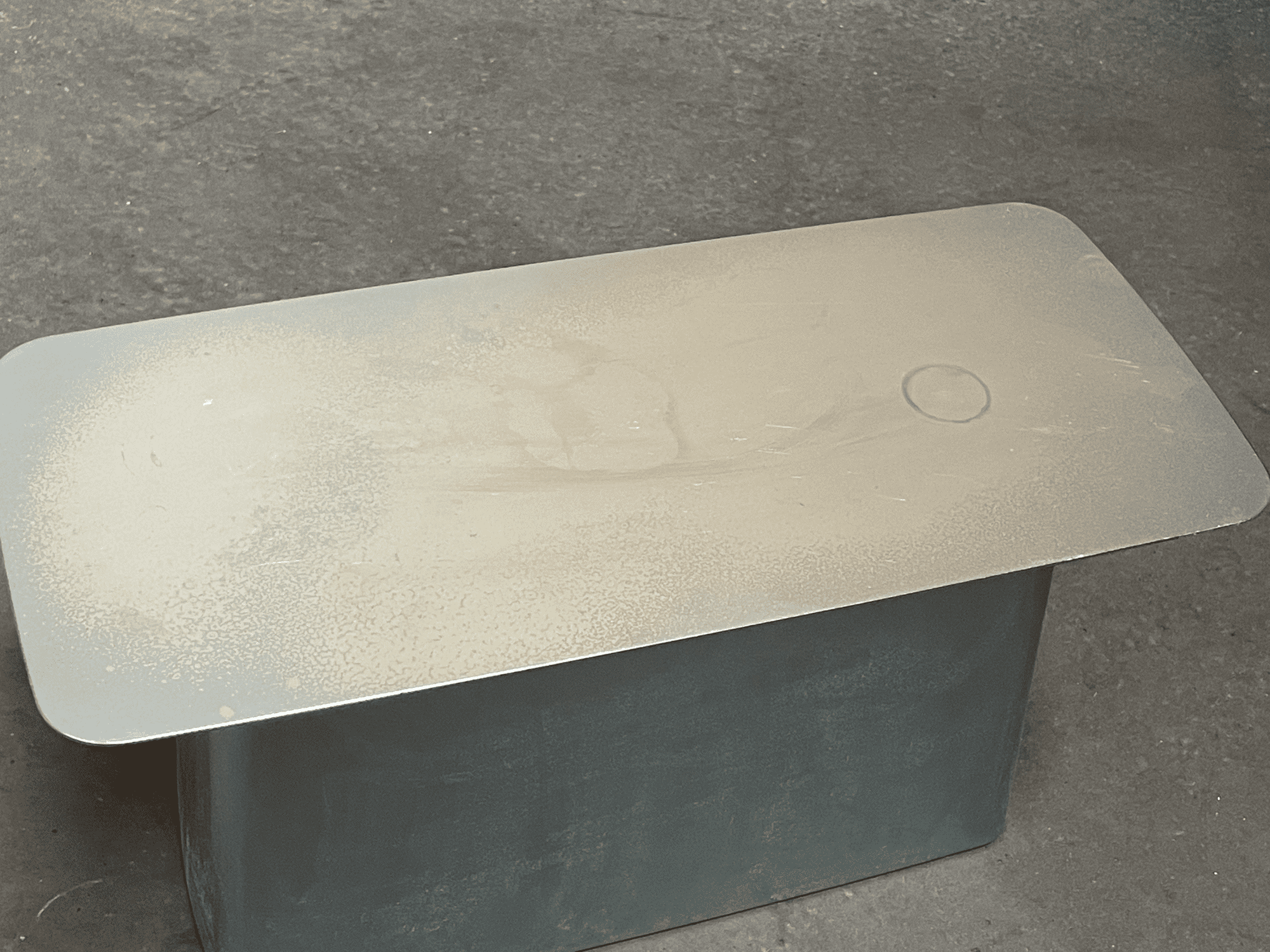 Metal Side Table Outdoor Beistelltisch Silber