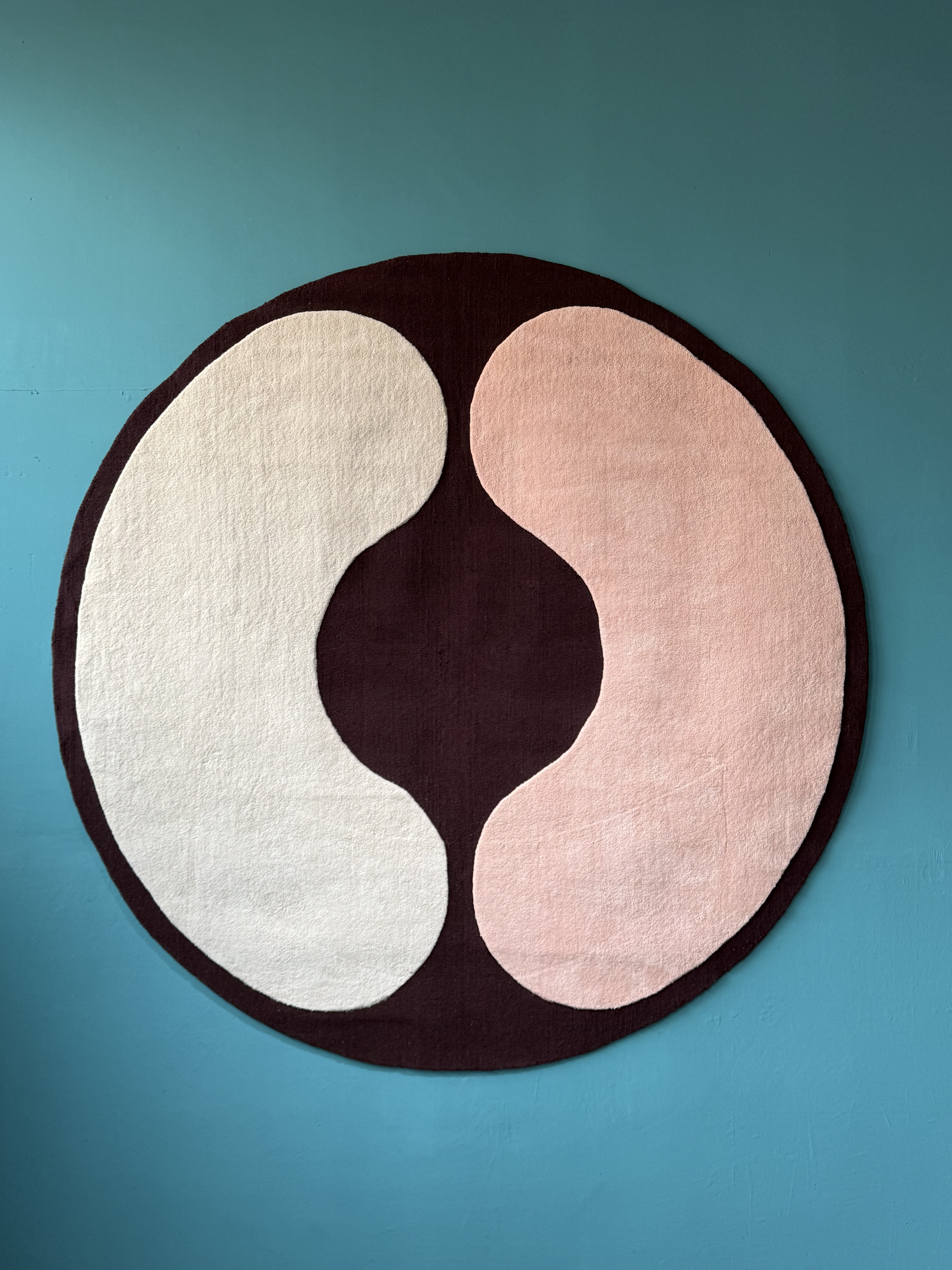 Round rug ø250cm