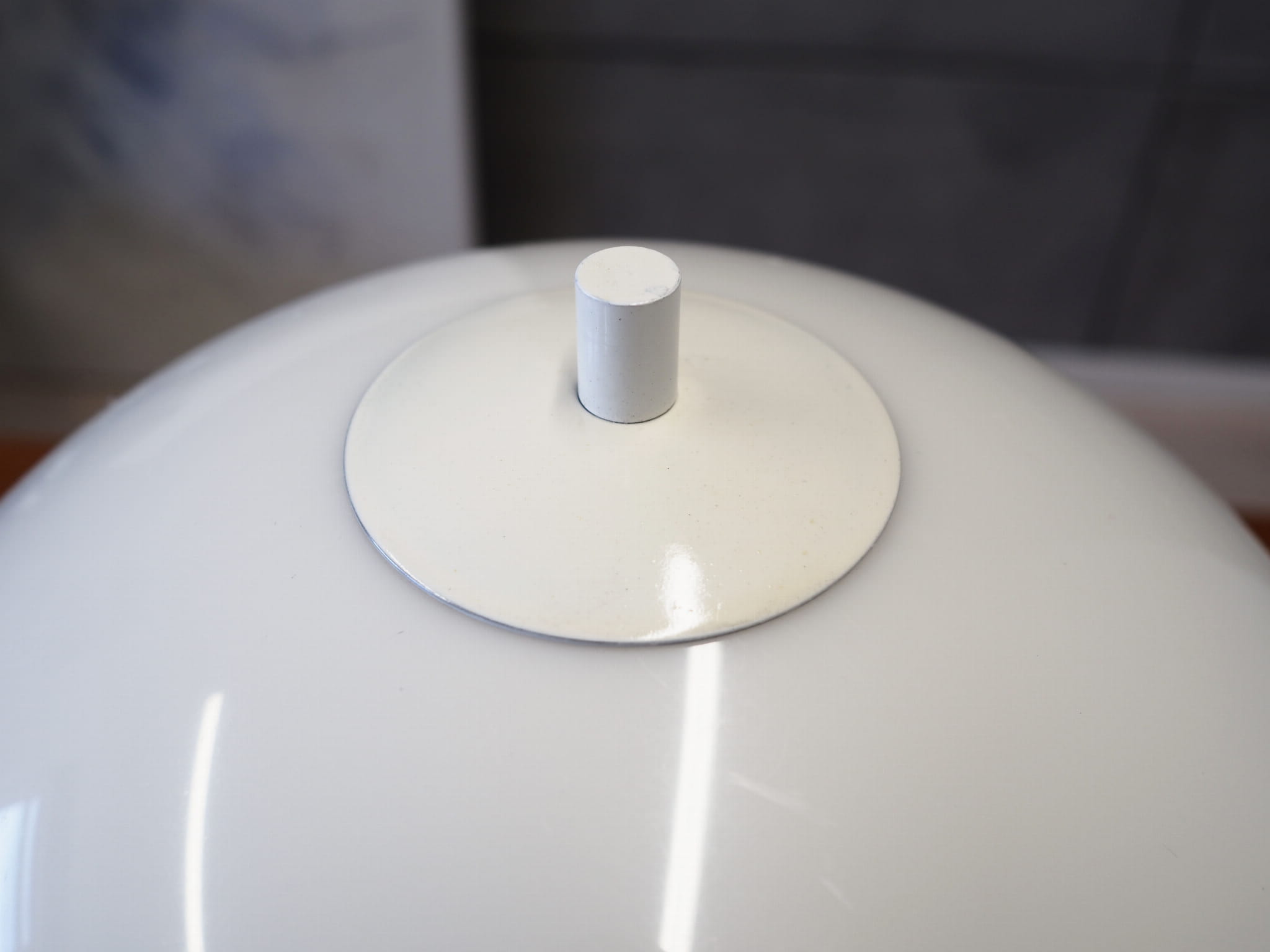 Vintage table lamp metal plastic white 1970s