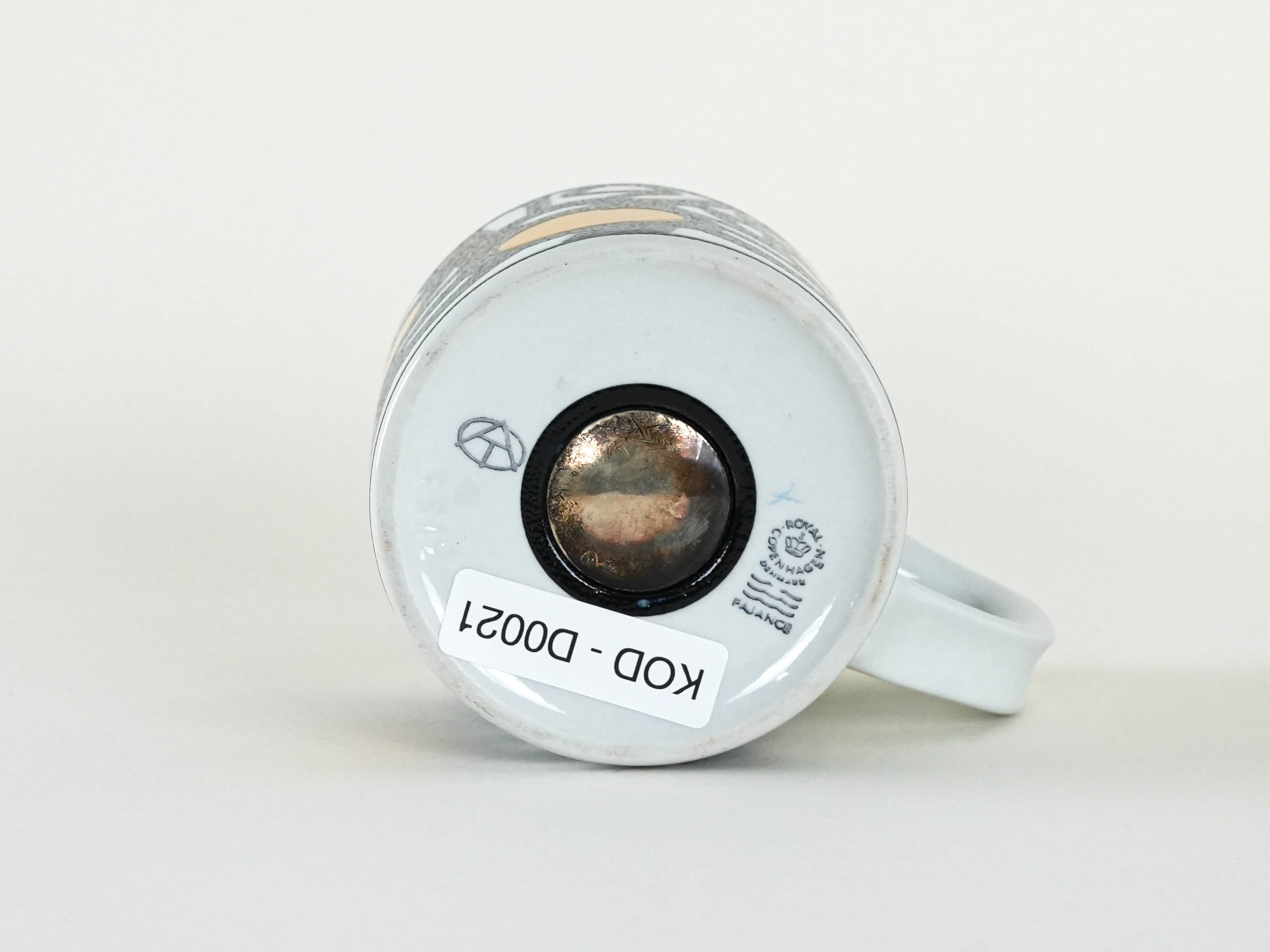 Sammelbecher Porzellan Mehrfarbig