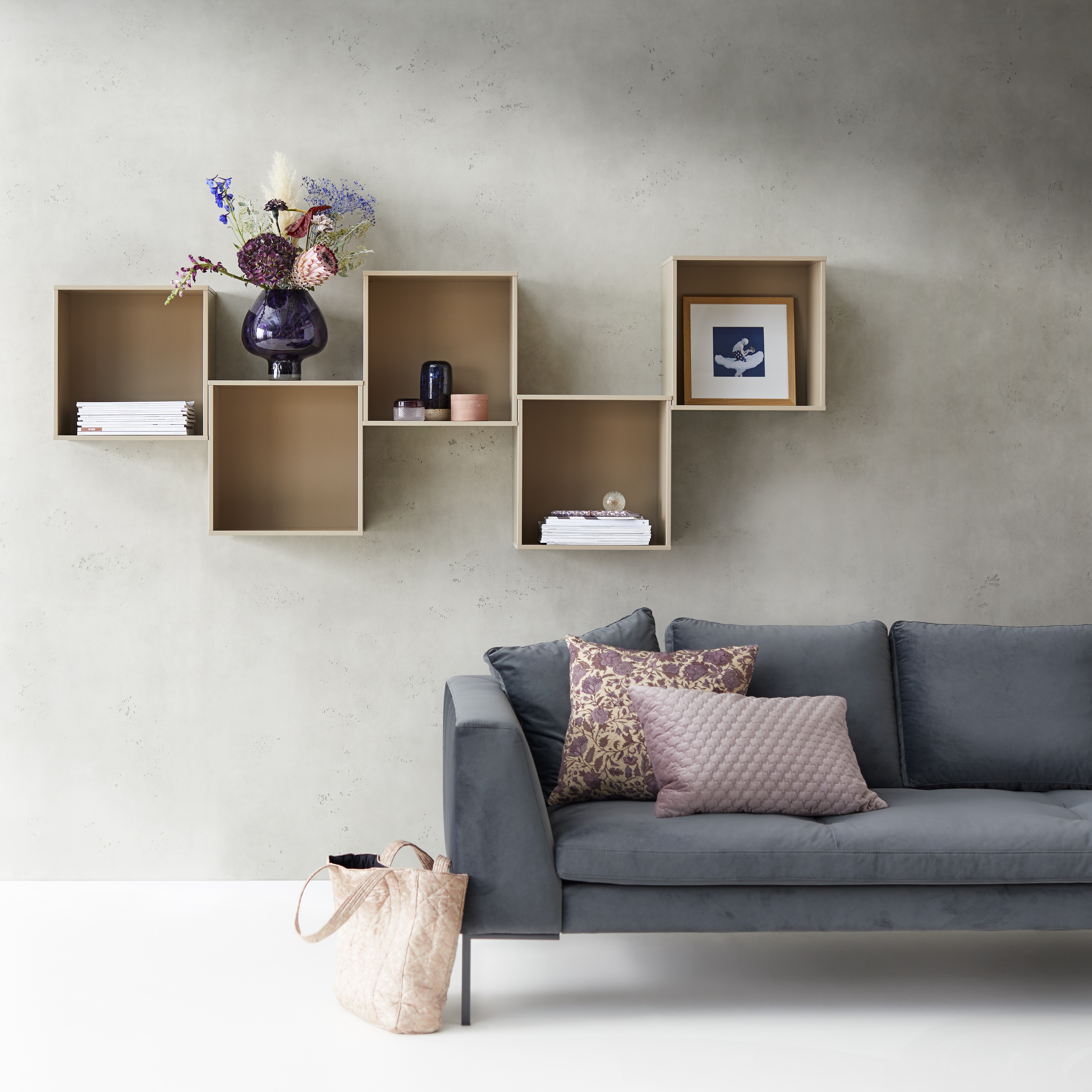 Edge Body Shelf Black