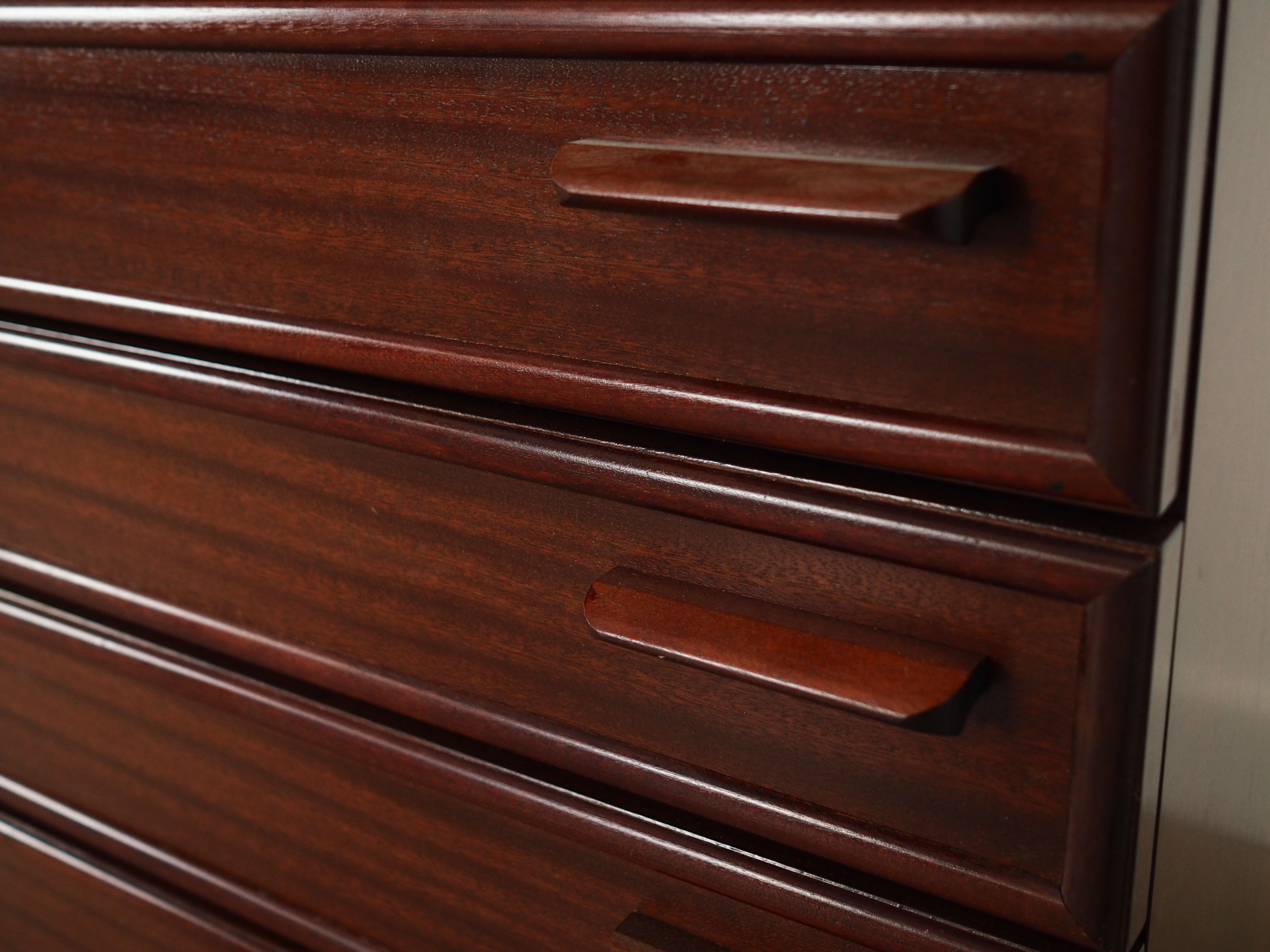 Mahogany showcase 1970 Jahre