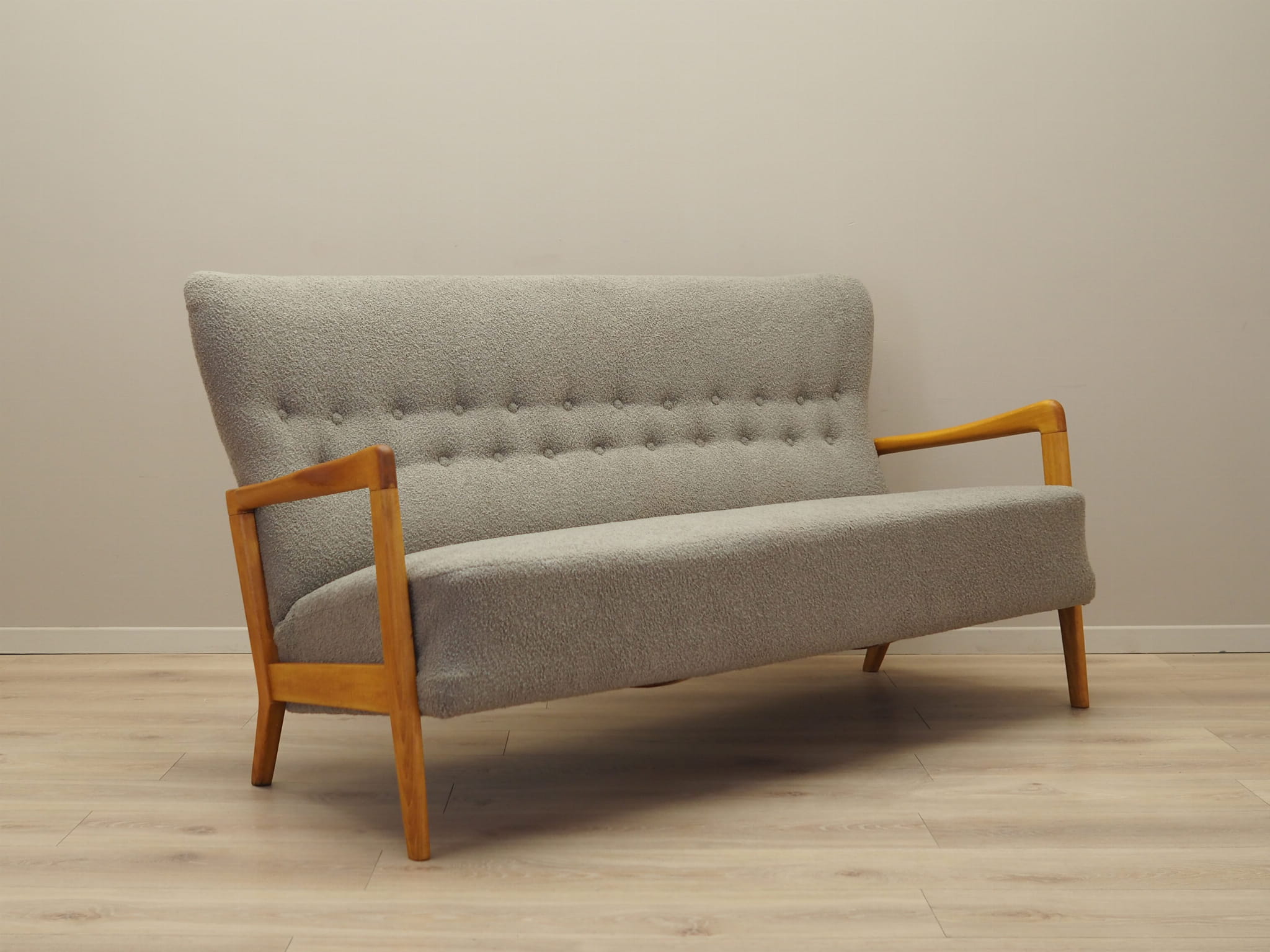 Vintage Sofa Buchenholz Textil Grau 1960er Jahre