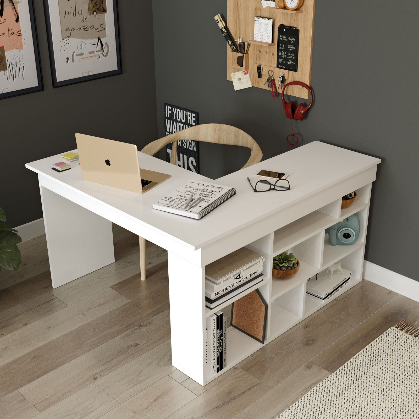 Corner desk with shelf White