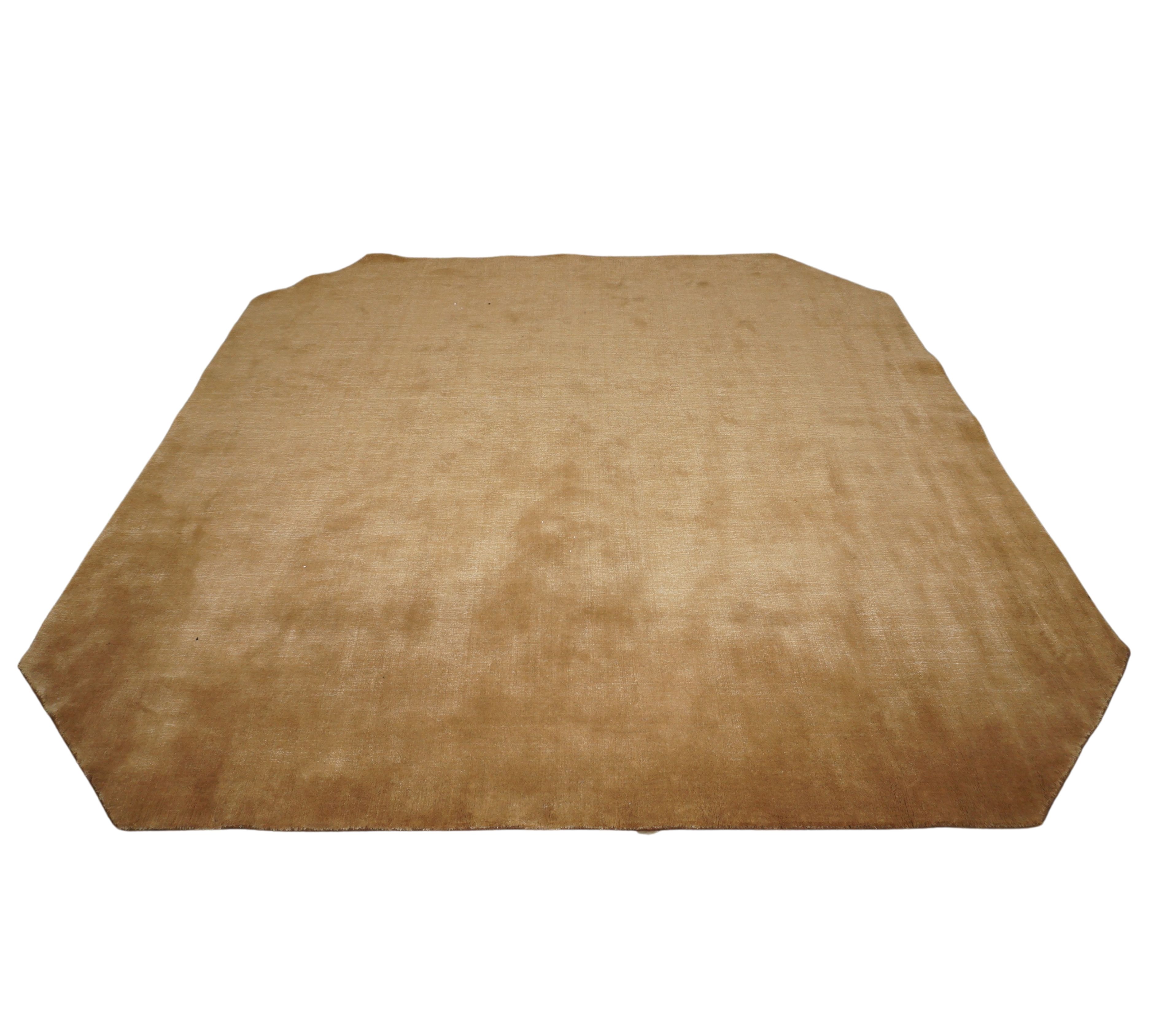 The Moor AP5 Teppich Wolle Brown Gold