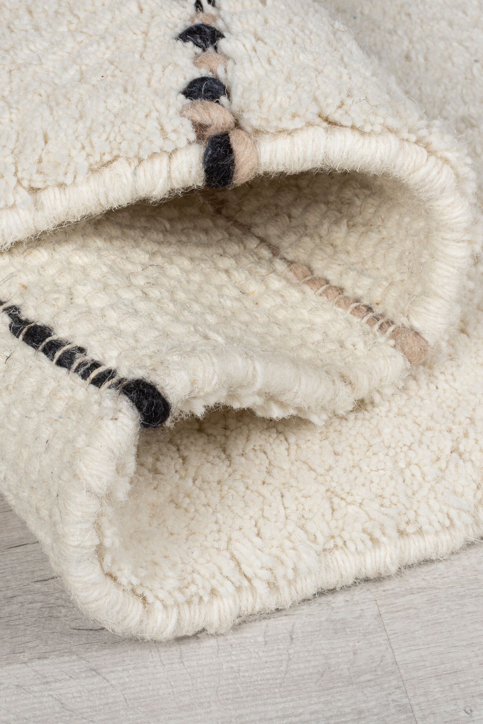 Dottie Linear Teppich Wolle 120x170cm