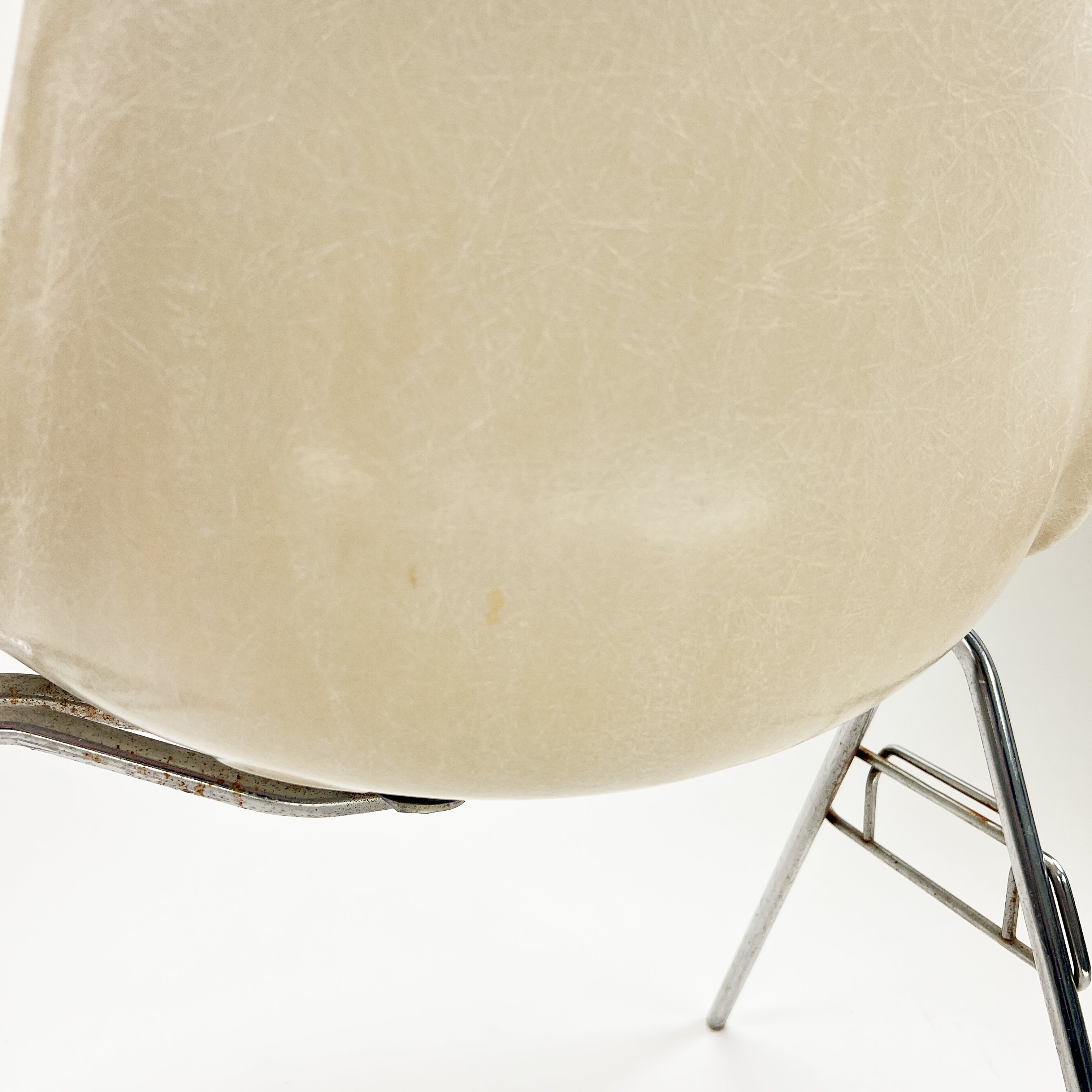 Eames DSS Side Chair Fiberglas Beige