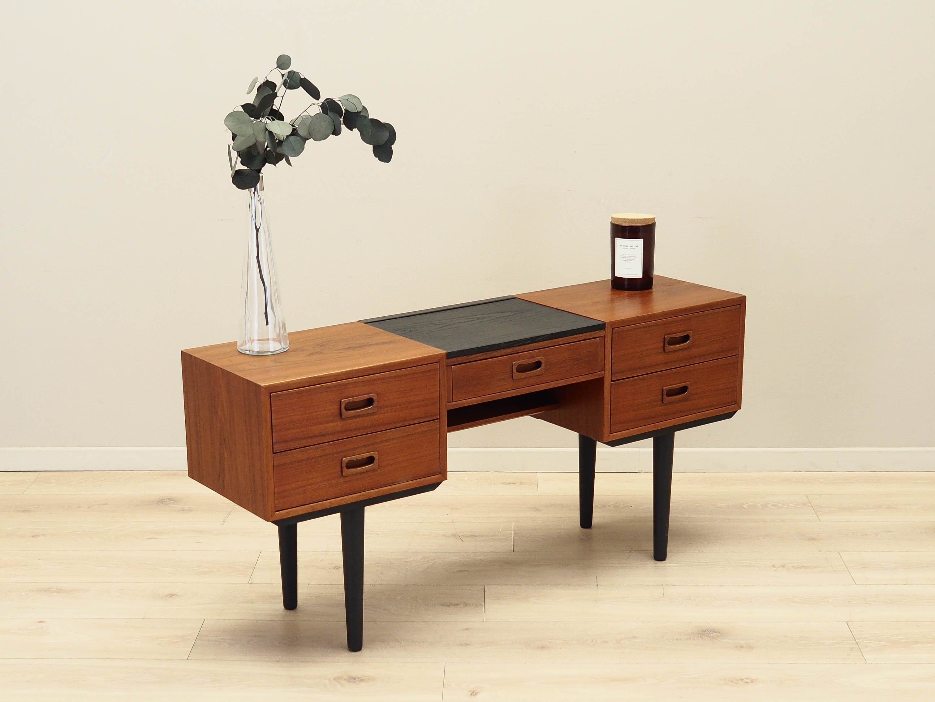 Dressing table Teak 1970s