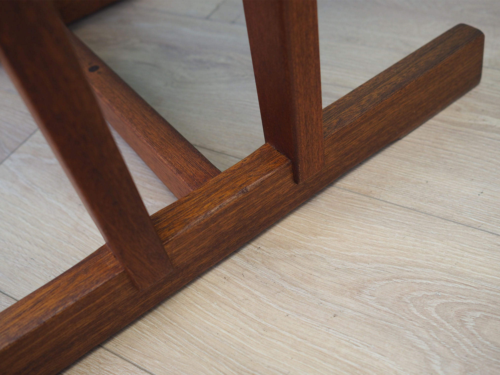 Mahogany Beistelltische 1970 Jahre