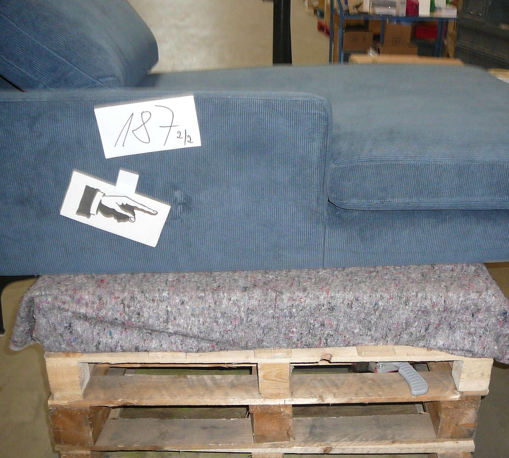 Astha Sofa mit Récamiere Links Sorrent Steel Blue