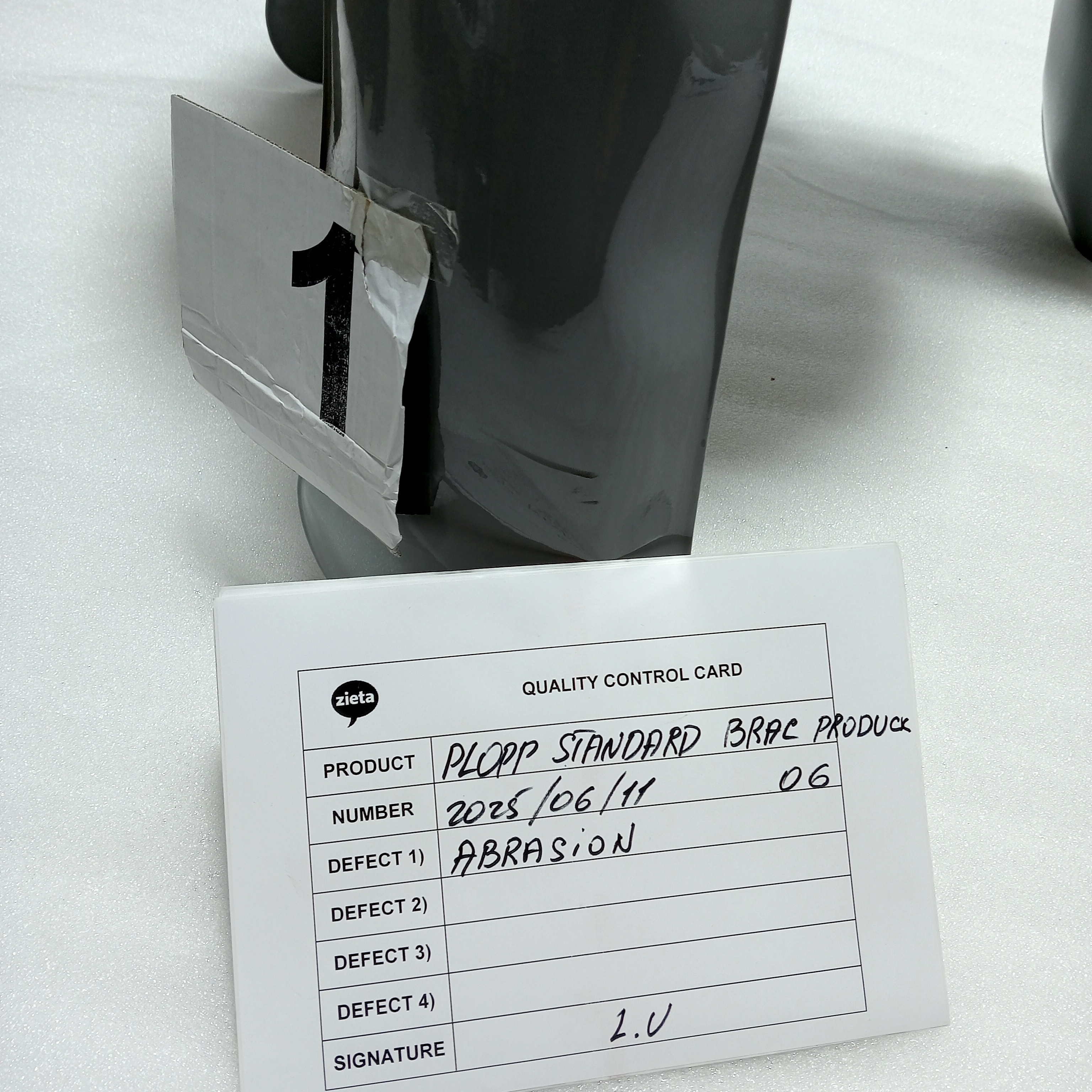 Plopp Standard Hocker Stahl Grau Glänzend