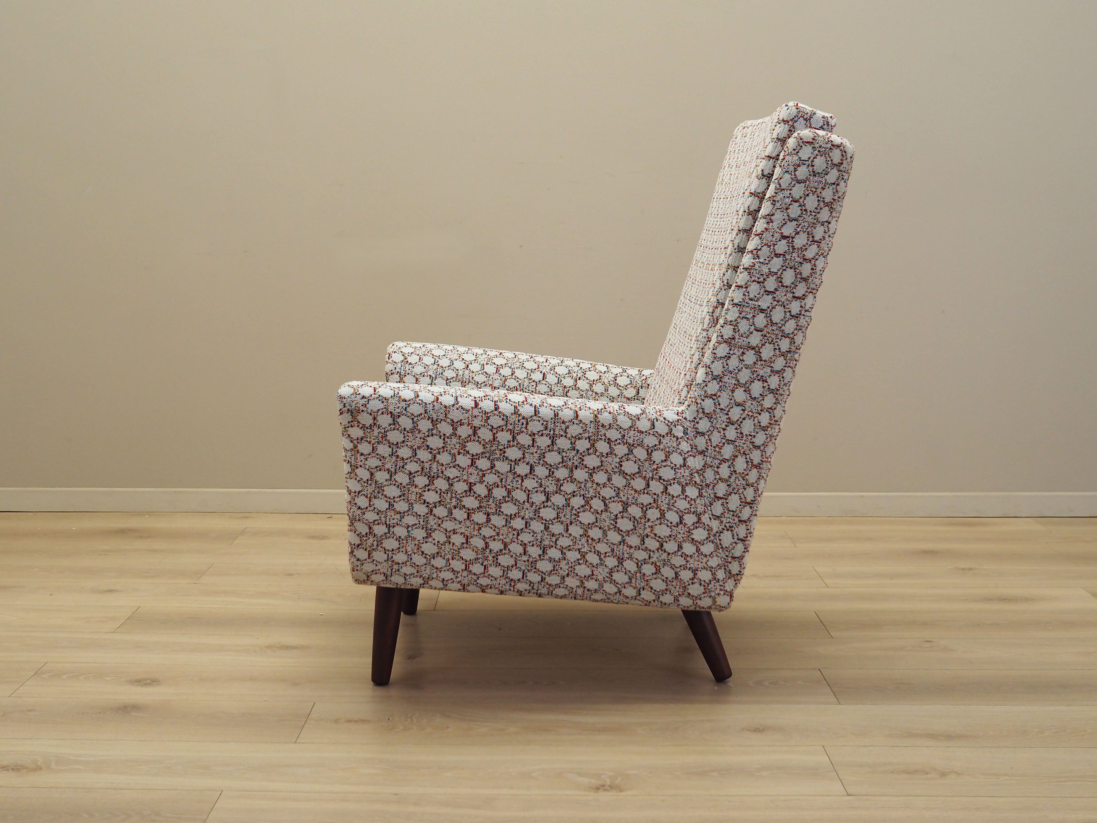 Poltrona beige anni '70