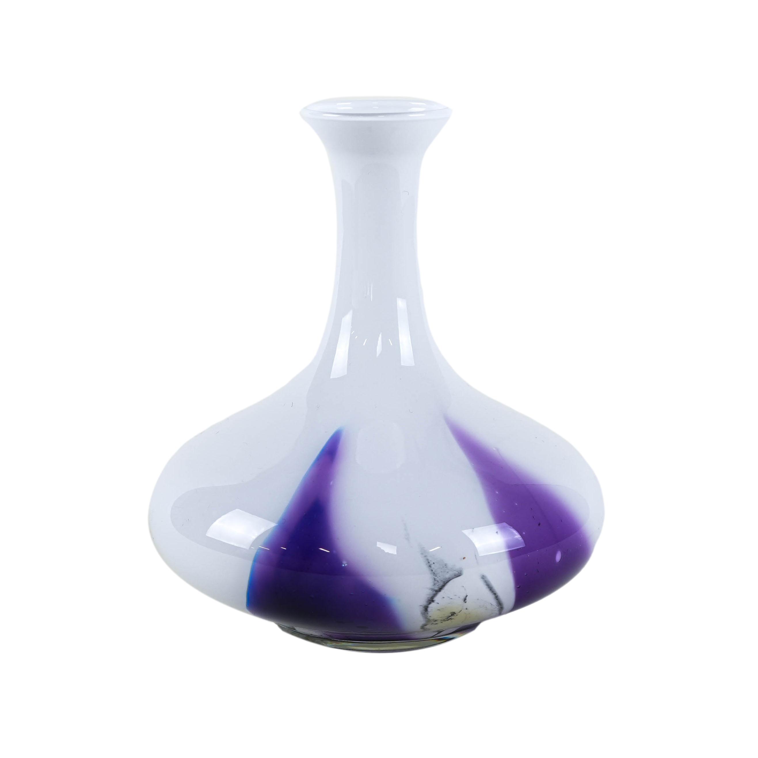 Glass vase 1970s
